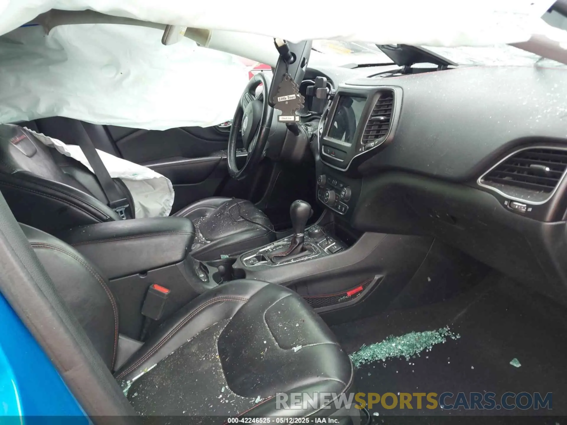 5 fotografías del automóvil dañado 1C4PJMBX3KD295295 JEEP CHEROKEE 2019