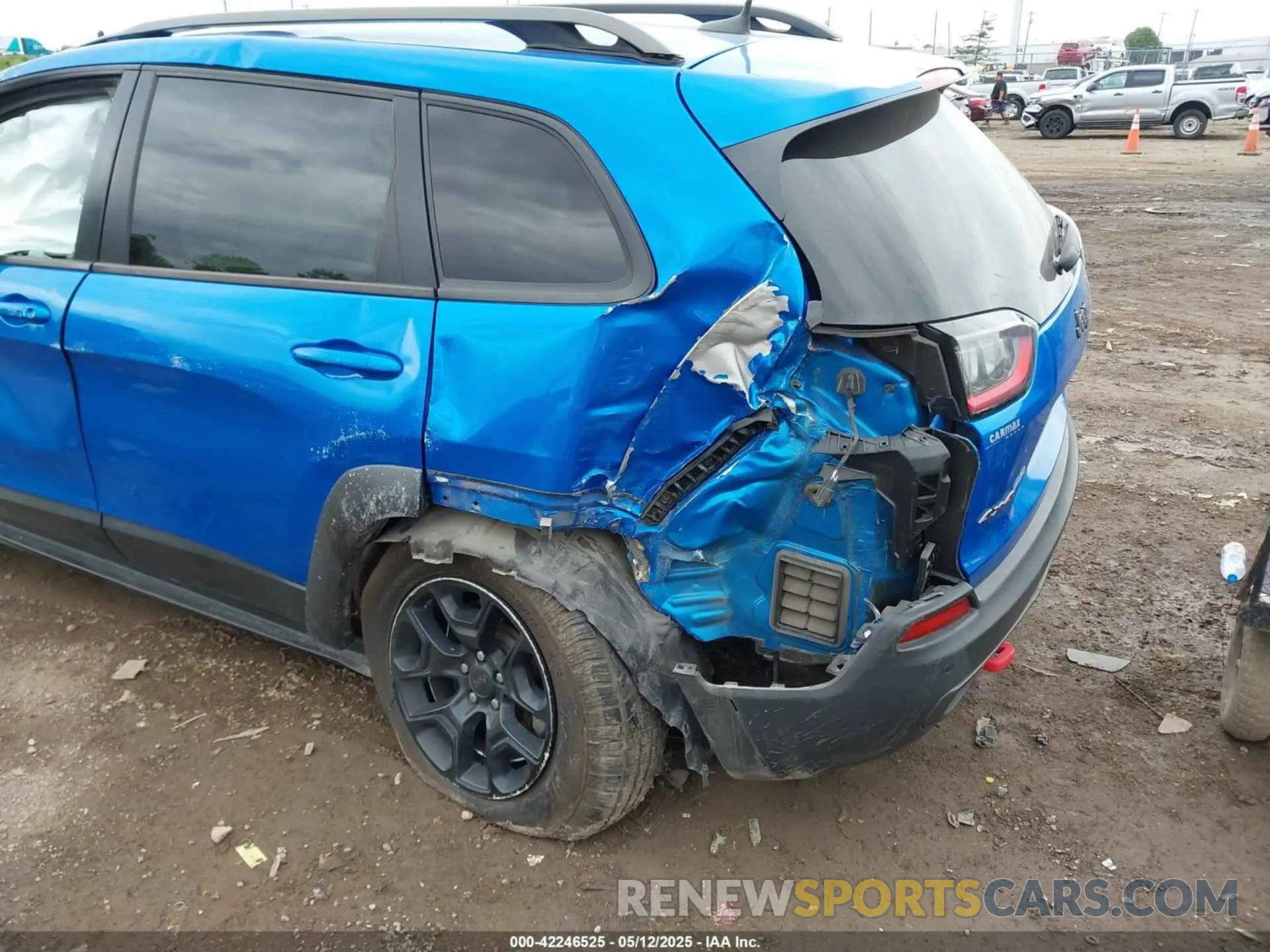 6 fotografías del automóvil dañado 1C4PJMBX3KD295295 JEEP CHEROKEE 2019