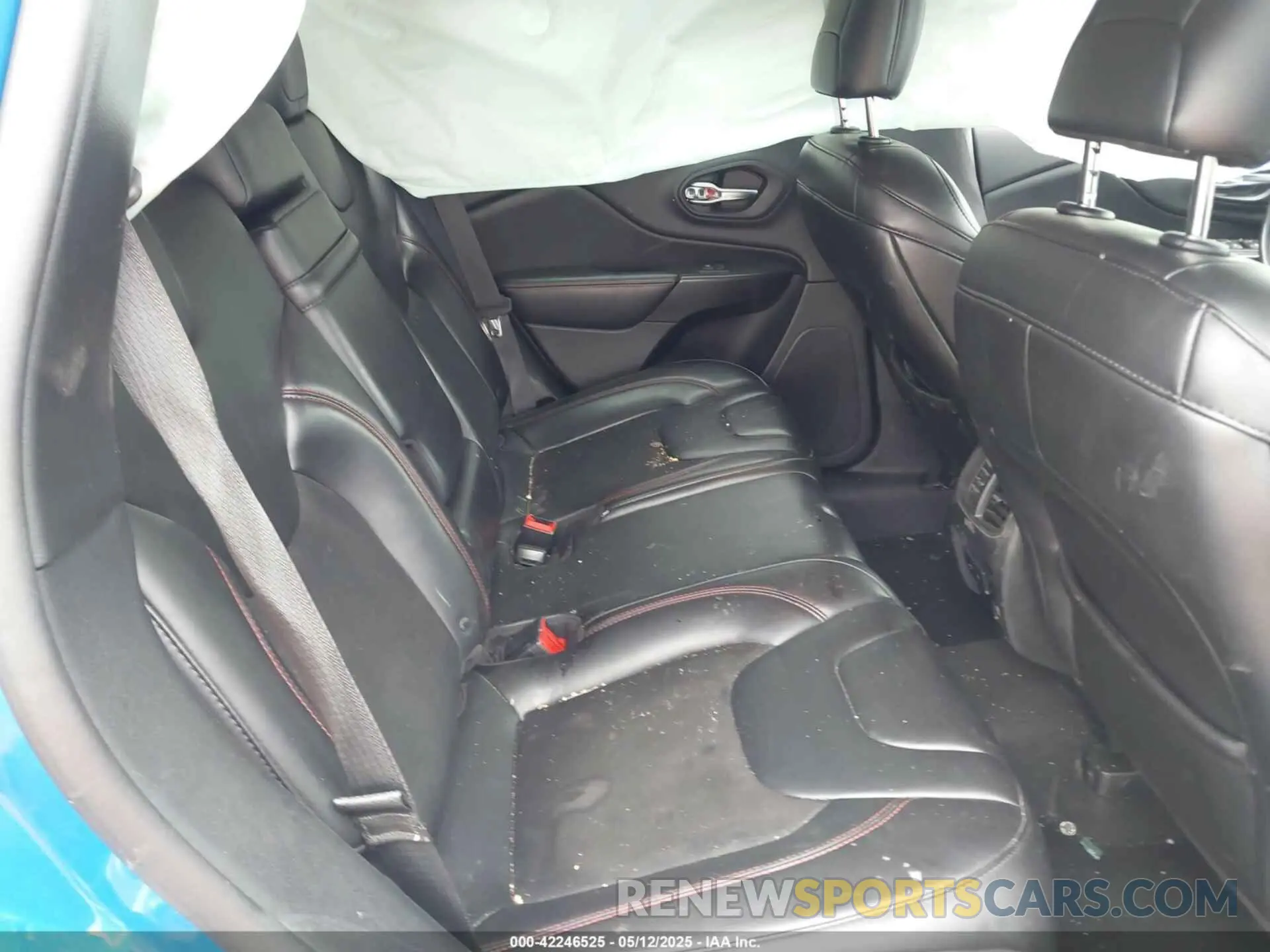 8 fotografías del automóvil dañado 1C4PJMBX3KD295295 JEEP CHEROKEE 2019