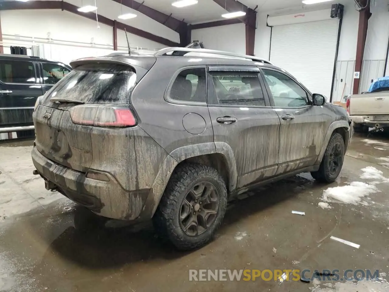 3 fotografías del automóvil dañado 1C4PJMBX4KD138598 JEEP CHEROKEE 2019