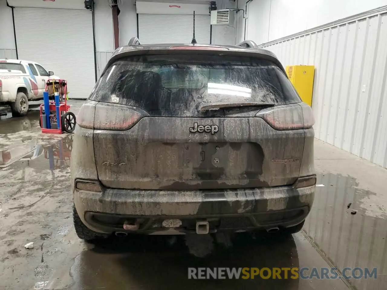 6 fotografías del automóvil dañado 1C4PJMBX4KD138598 JEEP CHEROKEE 2019