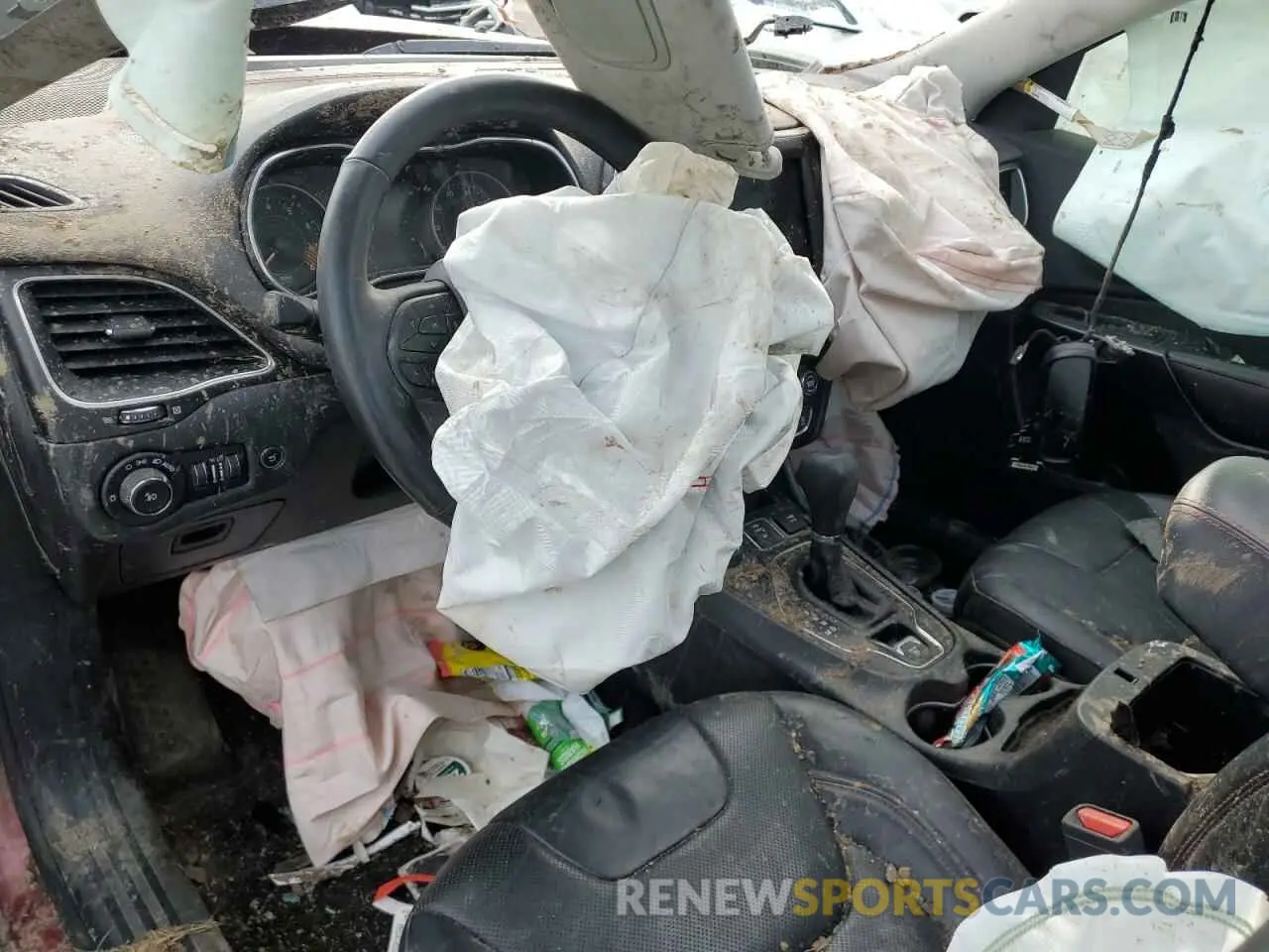 8 fotografías del automóvil dañado 1C4PJMBX4KD187705 JEEP CHEROKEE 2019