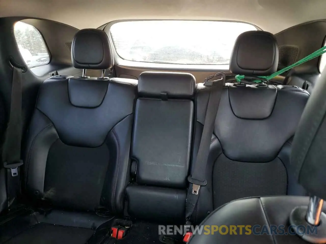 10 fotografías del automóvil dañado 1C4PJMBX4KD463350 JEEP CHEROKEE 2019