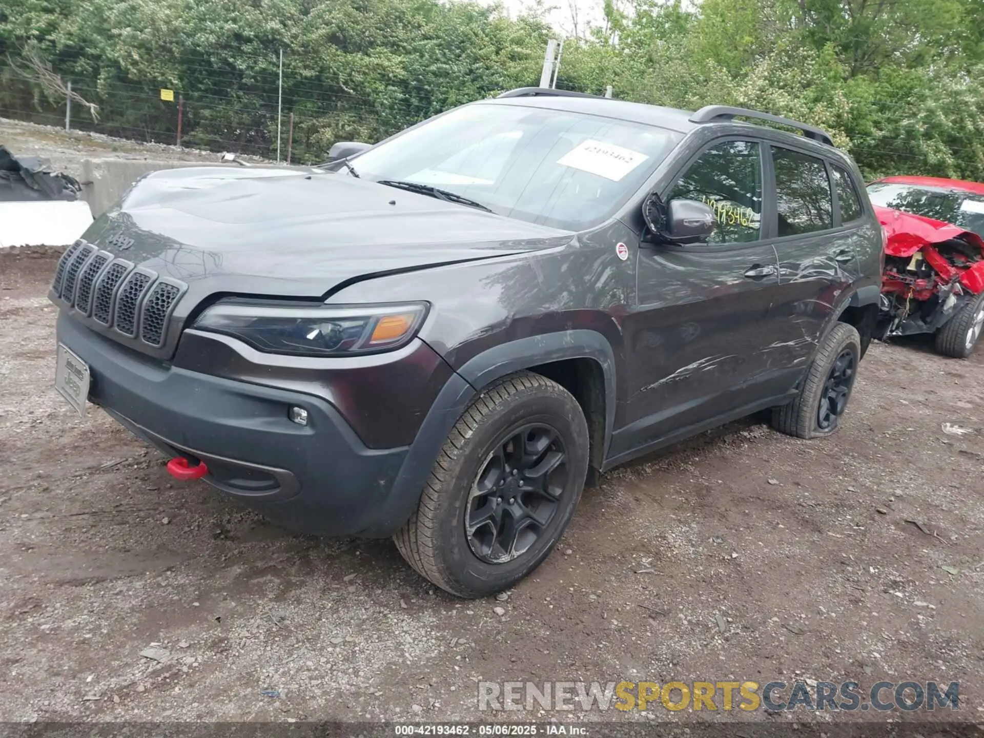 2 fotografías del automóvil dañado 1C4PJMBX5KD140733 JEEP CHEROKEE 2019