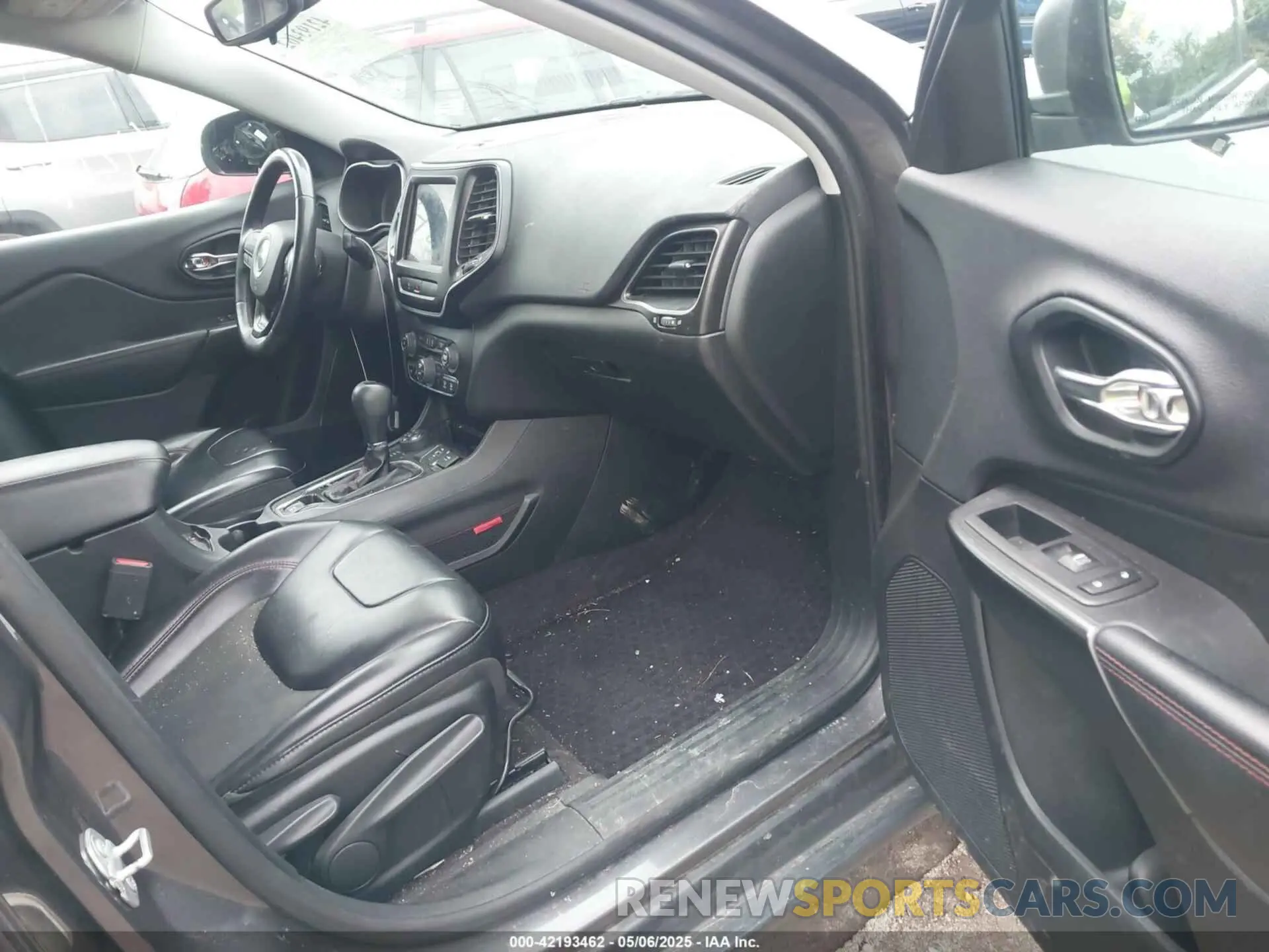 5 fotografías del automóvil dañado 1C4PJMBX5KD140733 JEEP CHEROKEE 2019