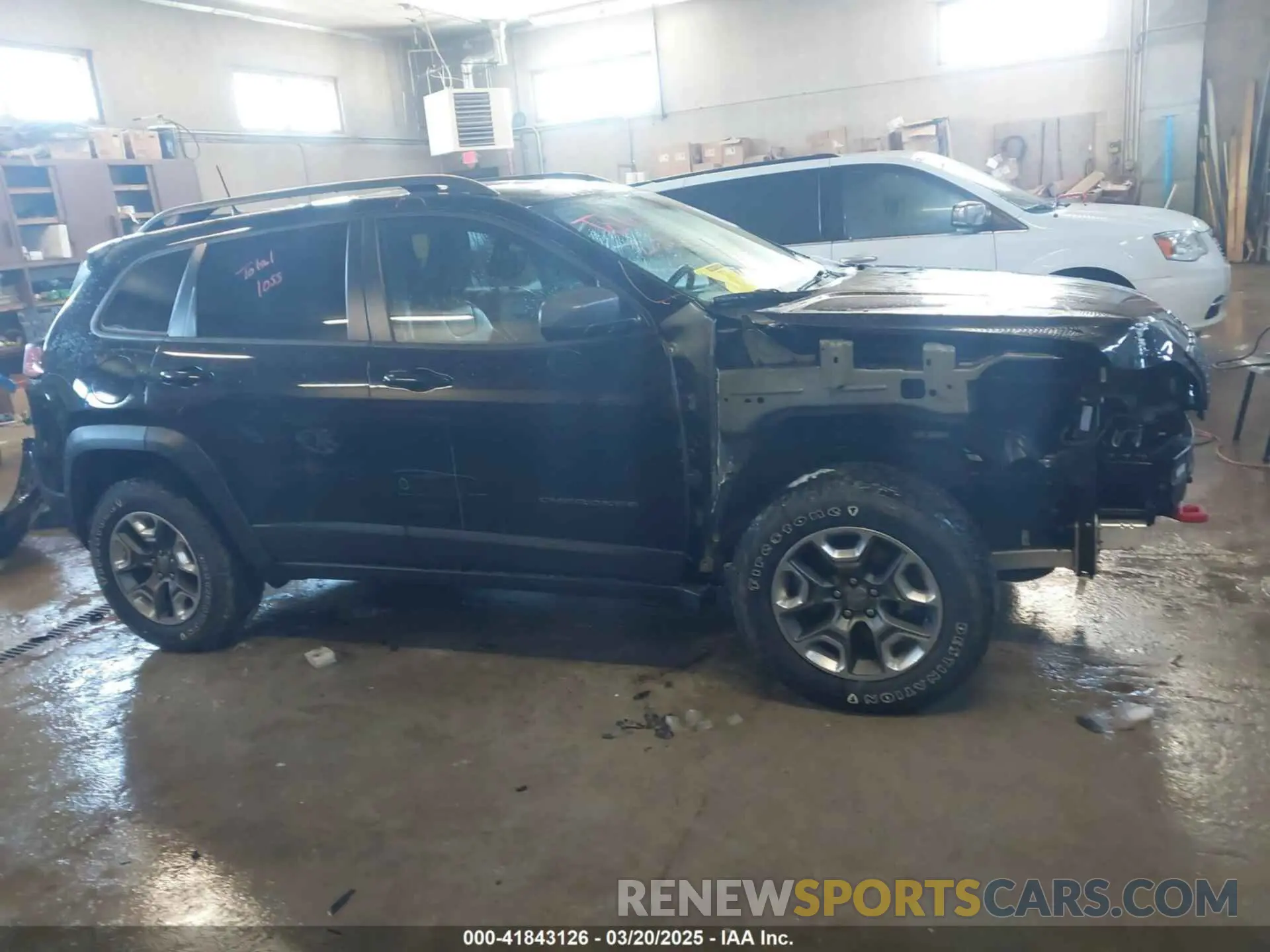 14 fotografías del automóvil dañado 1C4PJMBX5KD278921 JEEP CHEROKEE 2019