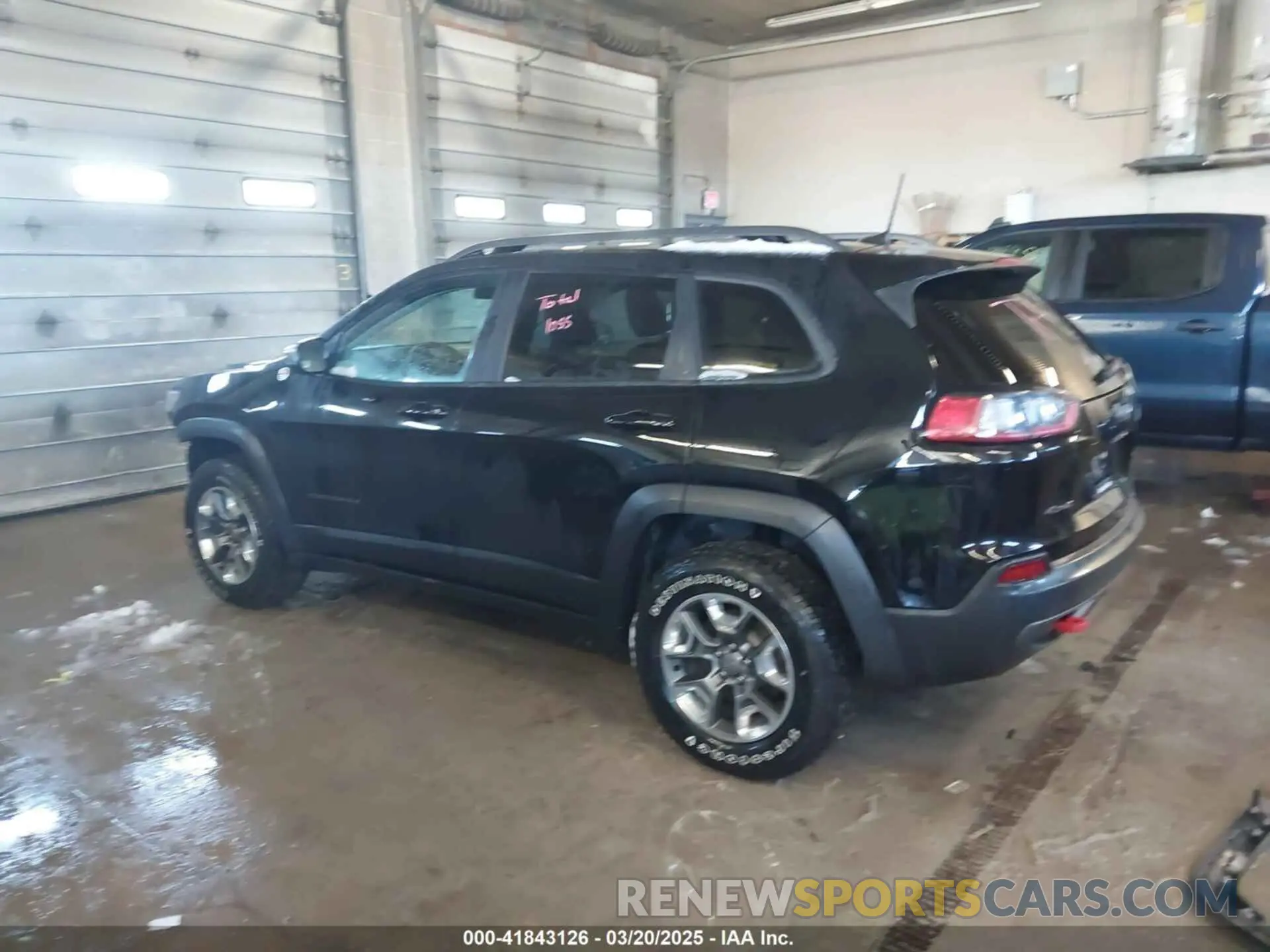 3 fotografías del automóvil dañado 1C4PJMBX5KD278921 JEEP CHEROKEE 2019