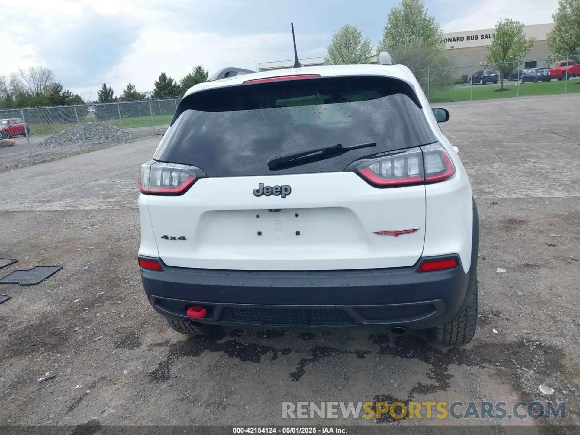 16 fotografías del automóvil dañado 1C4PJMBX7KD126848 JEEP CHEROKEE 2019