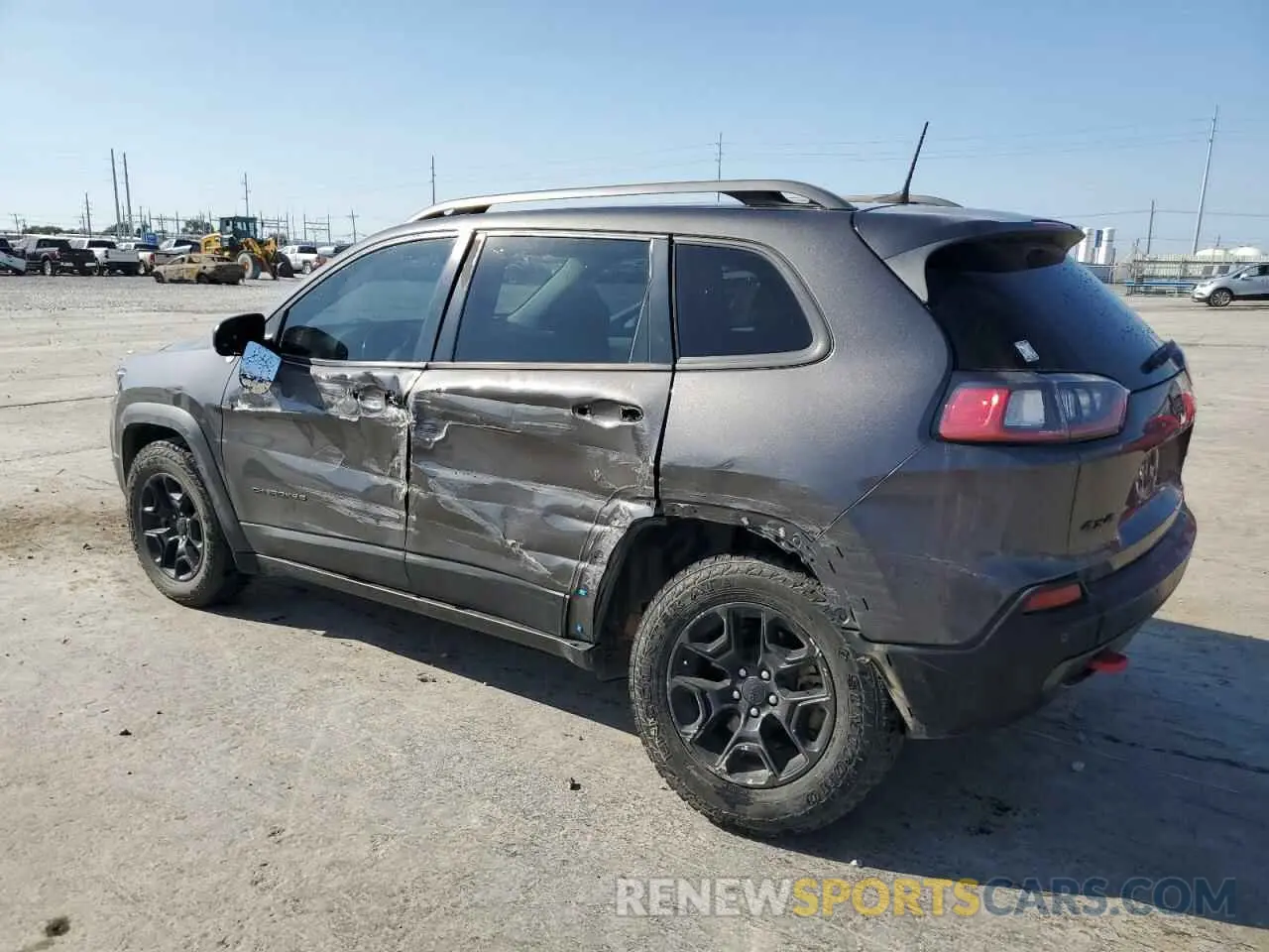 2 fotografías del automóvil dañado 1C4PJMBX8KD107404 JEEP CHEROKEE 2019