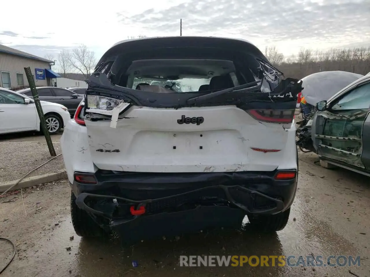 6 fotografías del automóvil dañado 1C4PJMBX8KD186606 JEEP CHEROKEE 2019