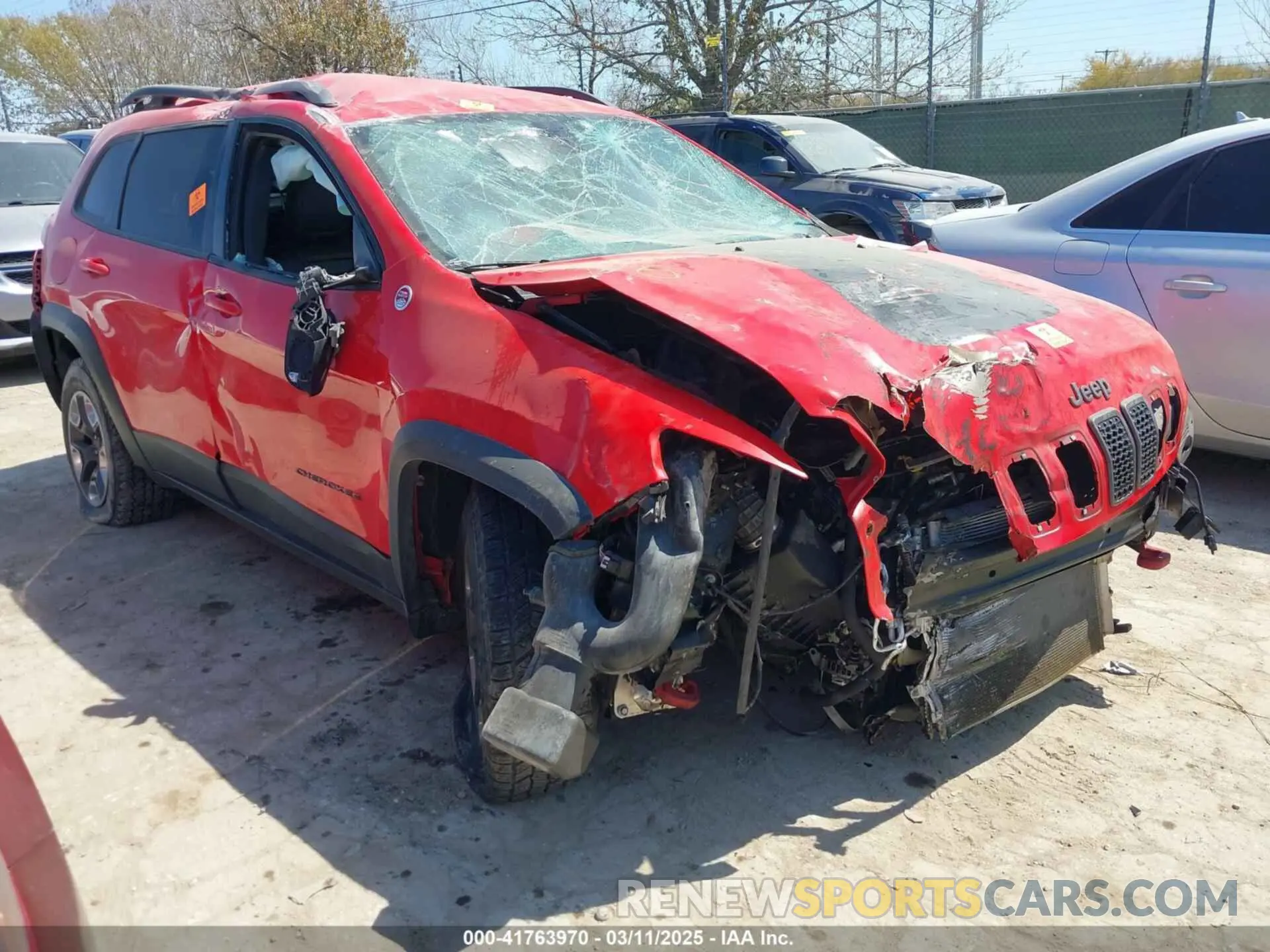 1 fotografías del automóvil dañado 1C4PJMBX8KD305108 JEEP CHEROKEE 2019