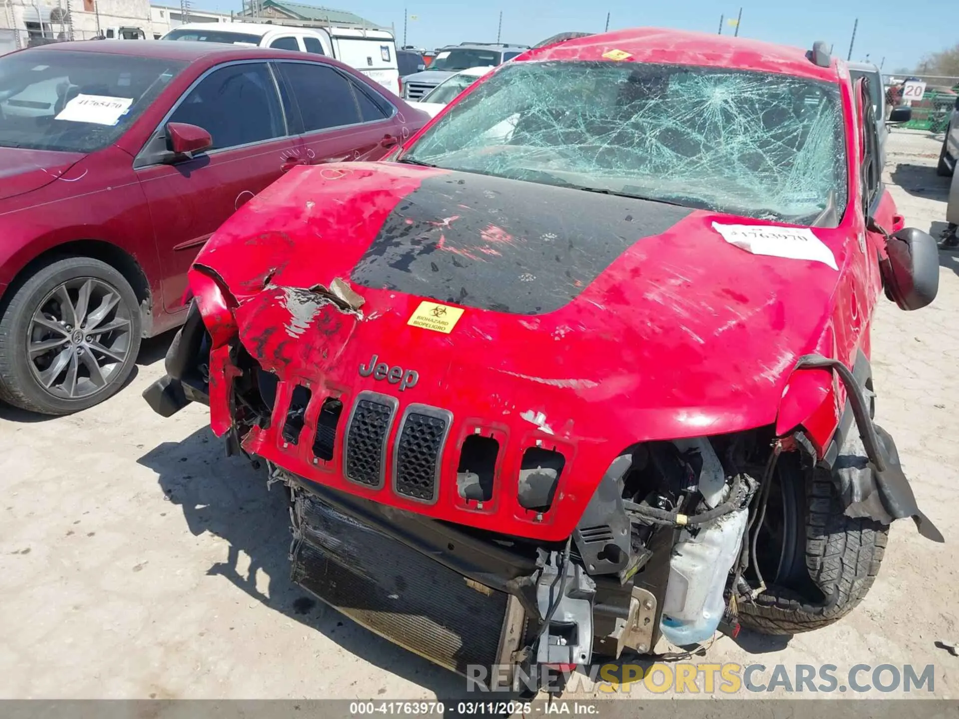 6 fotografías del automóvil dañado 1C4PJMBX8KD305108 JEEP CHEROKEE 2019