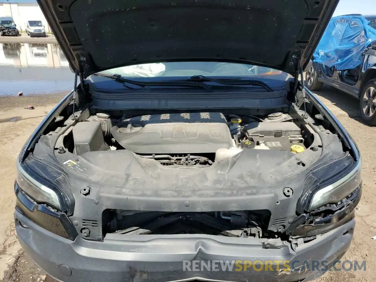 11 fotografías del automóvil dañado 1C4PJMBX8KD363445 JEEP CHEROKEE 2019