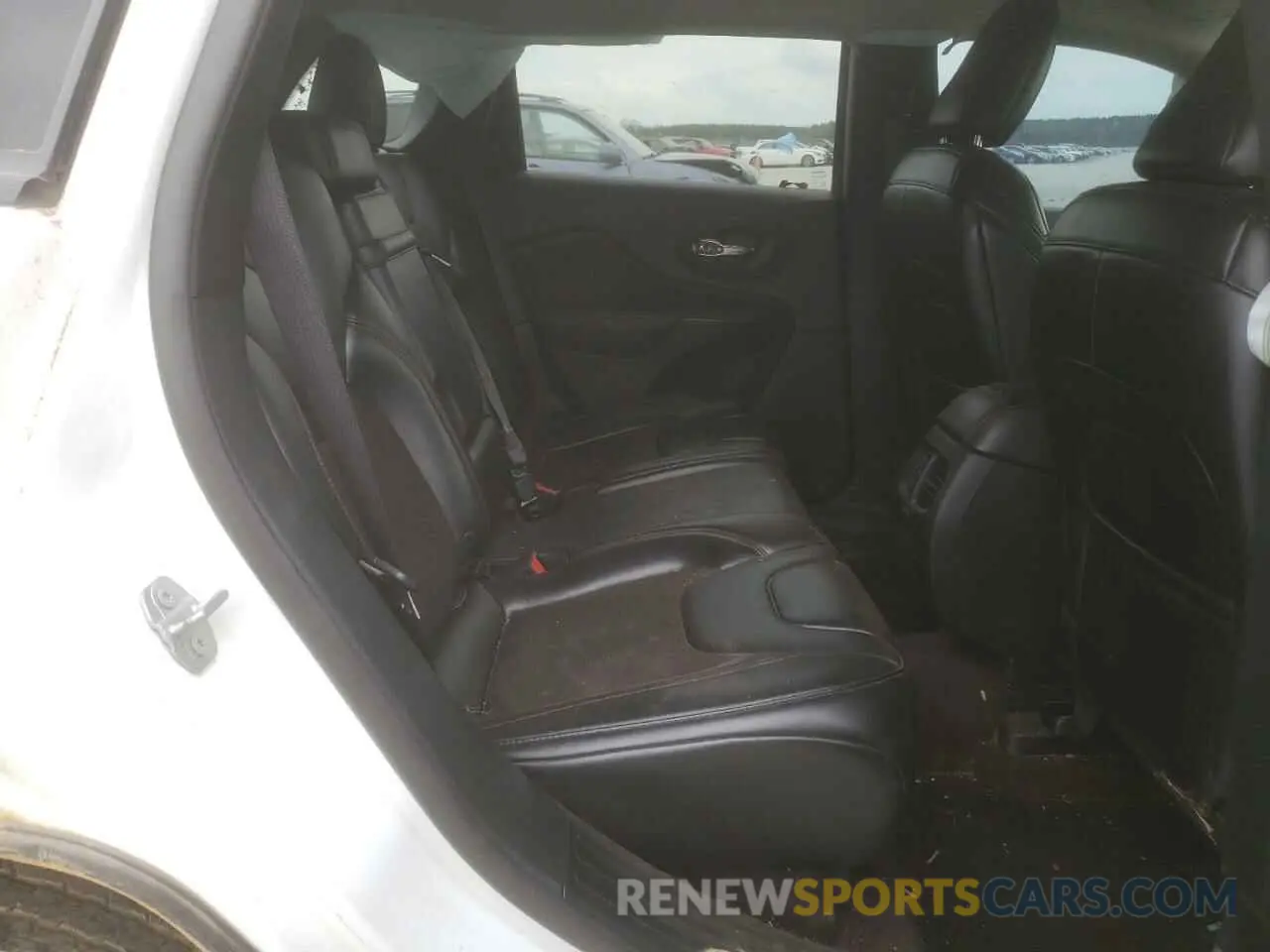 11 fotografías del automóvil dañado 1C4PJMBX9KD256968 JEEP CHEROKEE 2019