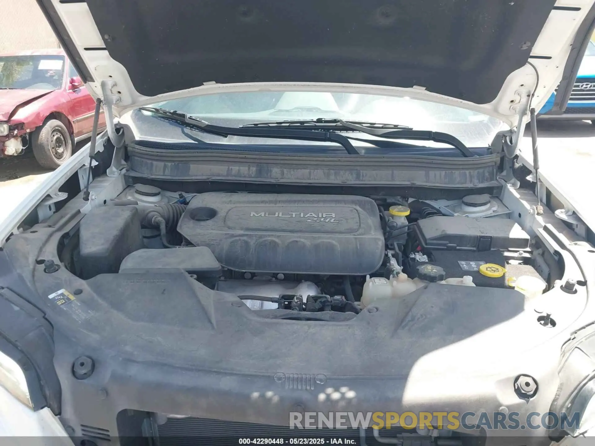 10 fotografías del automóvil dañado 1C4PJMCB1KD228813 JEEP CHEROKEE 2019