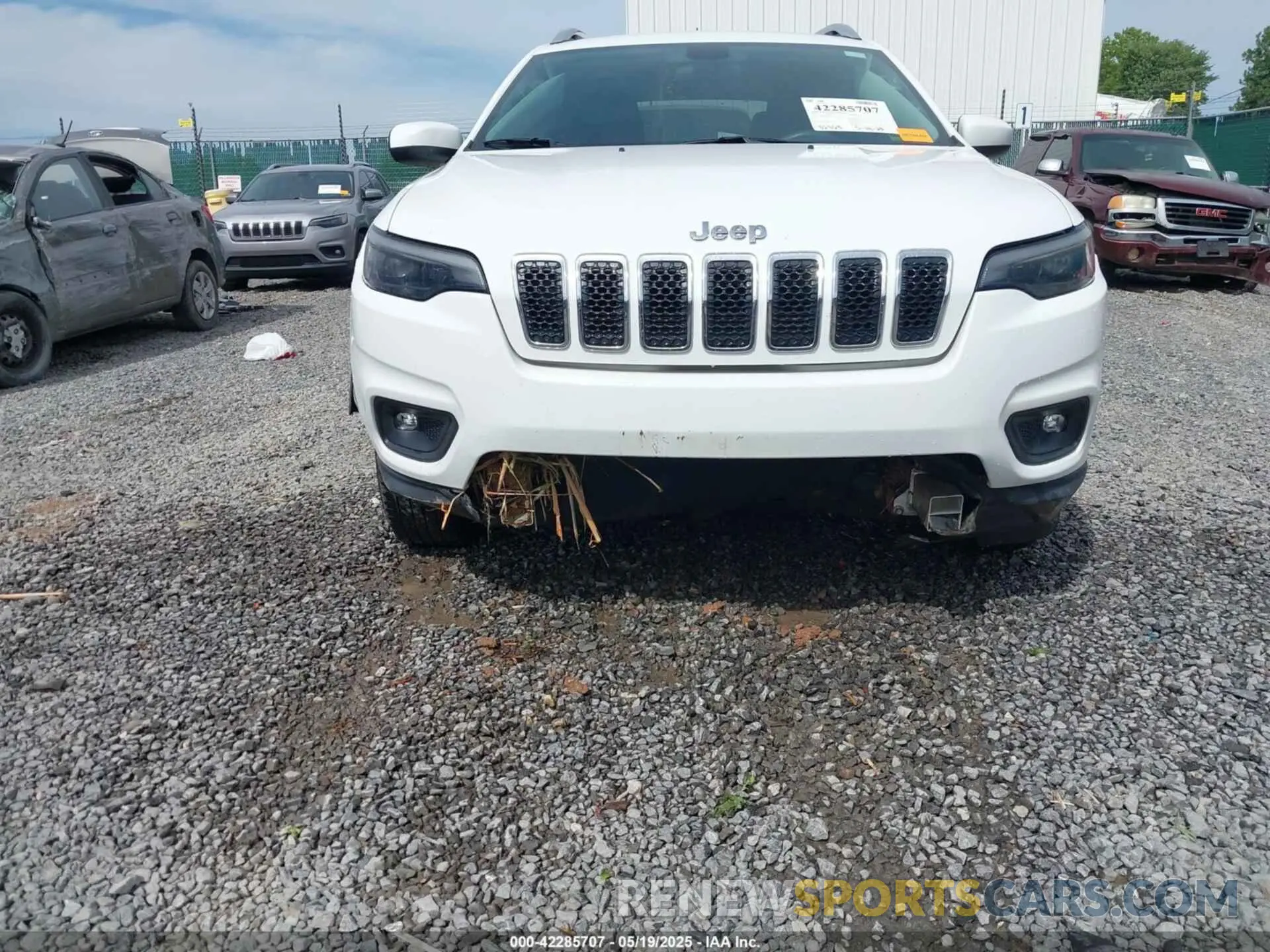 6 fotografías del automóvil dañado 1C4PJMCB2KD283559 JEEP CHEROKEE 2019