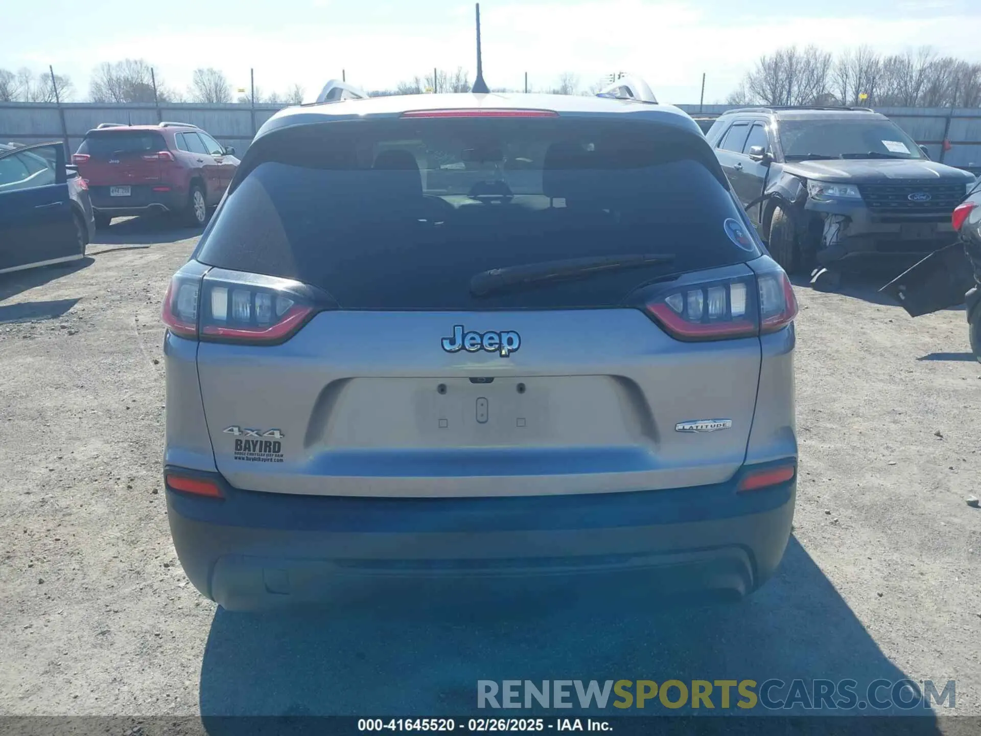 16 fotografías del automóvil dañado 1C4PJMCB9KD442979 JEEP CHEROKEE 2019