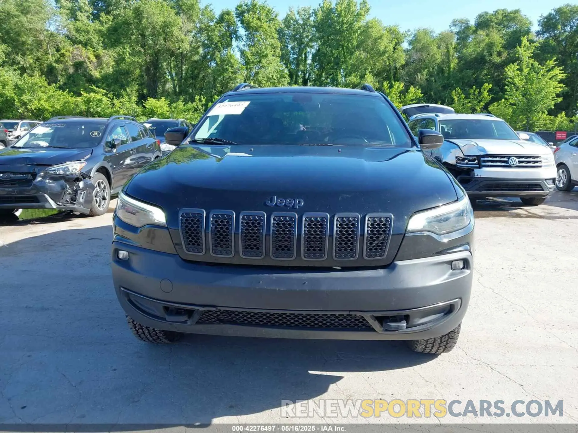 13 fotografías del automóvil dañado 1C4PJMCX2KD473275 JEEP CHEROKEE 2019