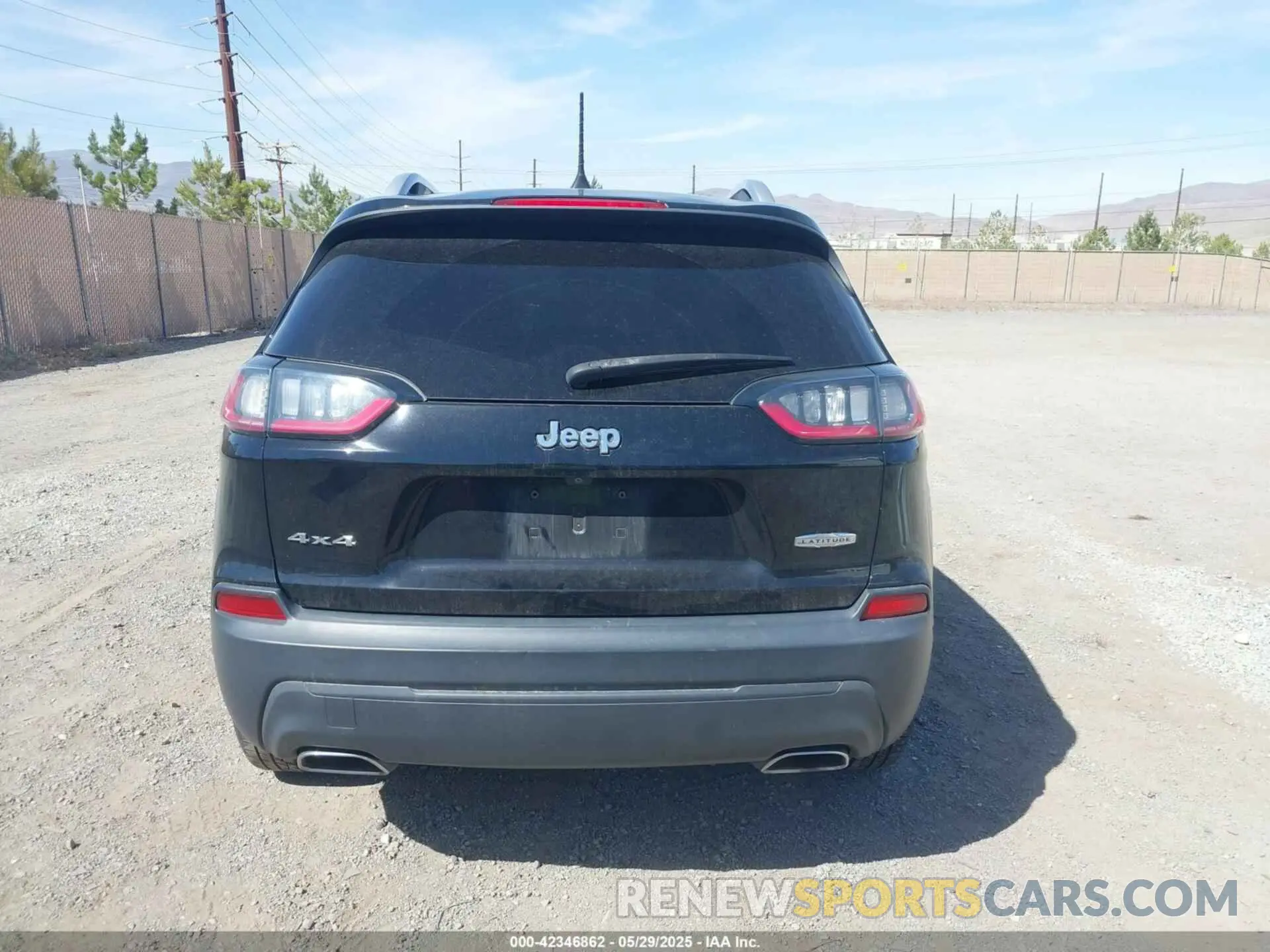 15 fotografías del automóvil dañado 1C4PJMCXXKD105104 JEEP CHEROKEE 2019