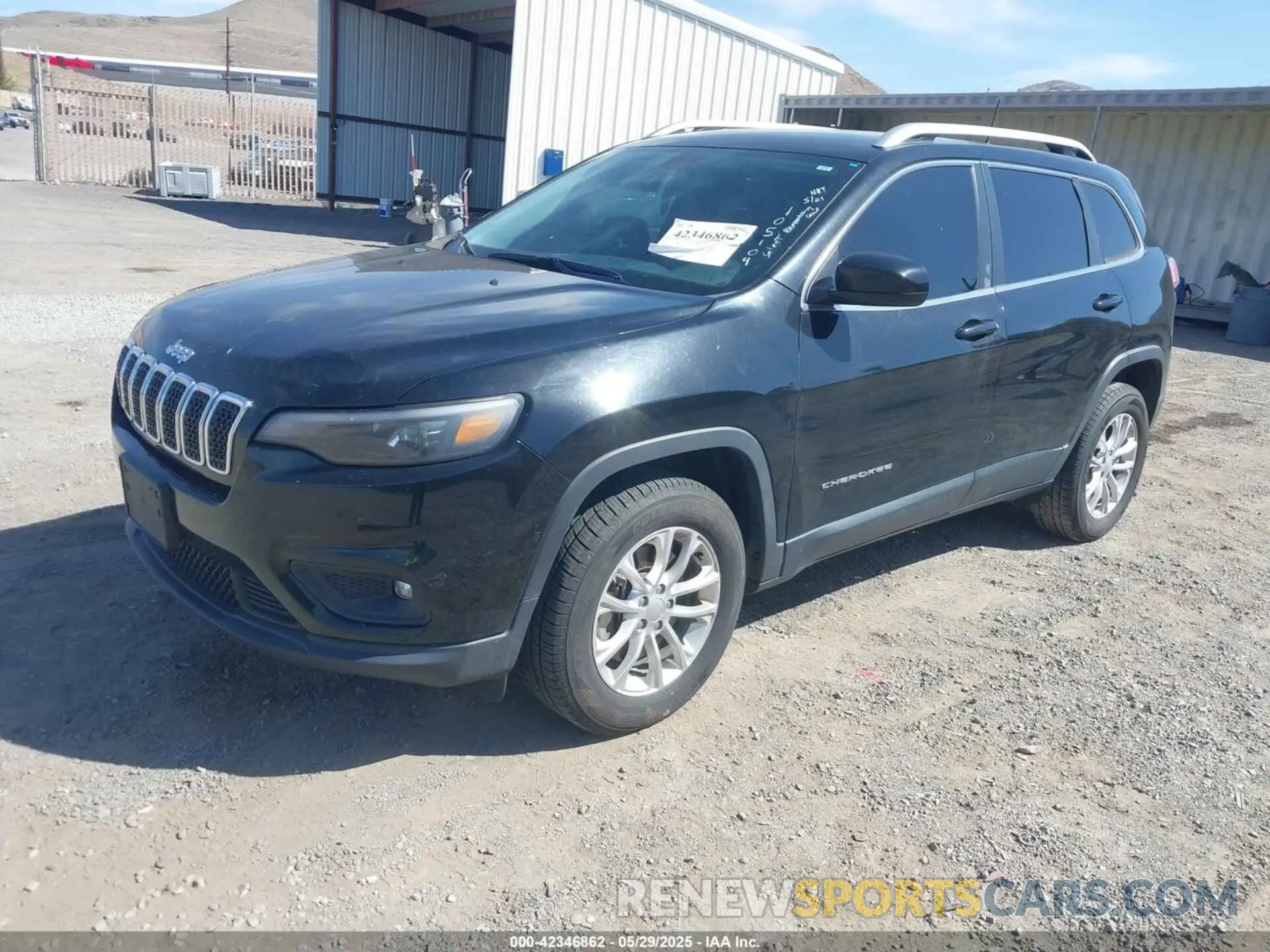 2 fotografías del automóvil dañado 1C4PJMCXXKD105104 JEEP CHEROKEE 2019