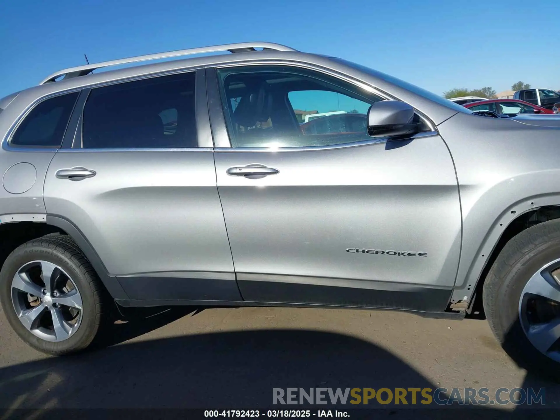 14 fotografías del automóvil dañado 1C4PJMDN4KD178921 JEEP CHEROKEE 2019