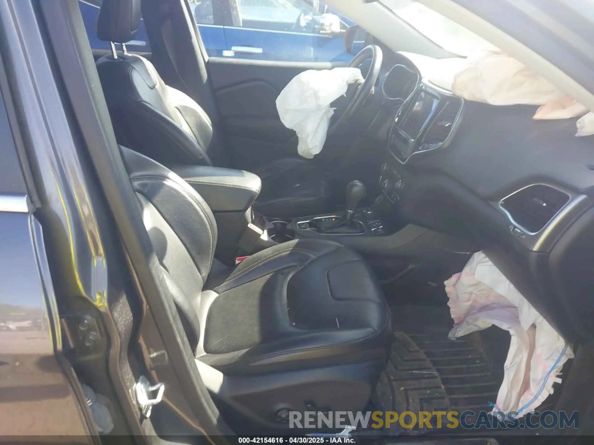 5 fotografías del automóvil dañado 1C4PJMDN5KD169421 JEEP CHEROKEE 2019