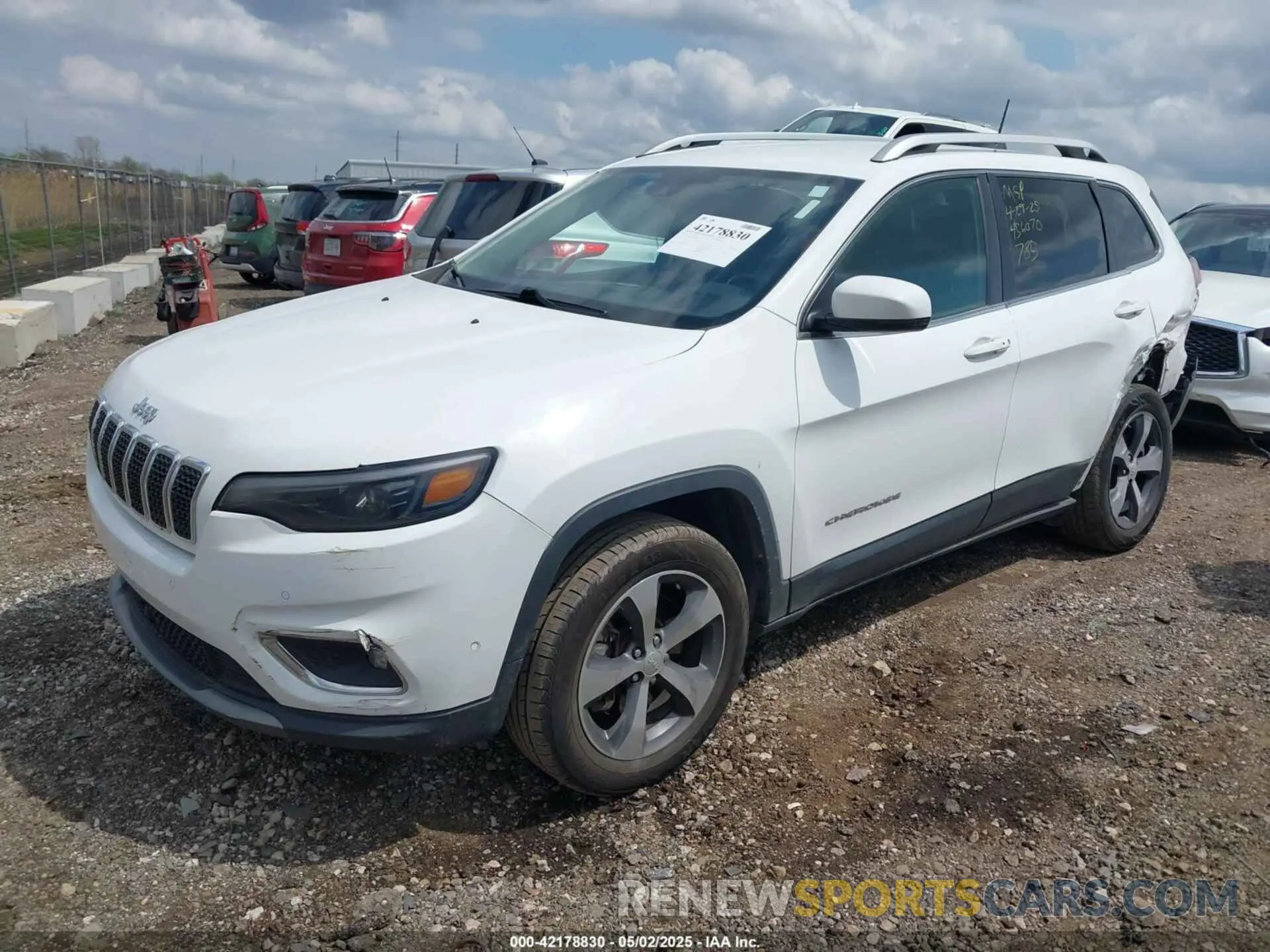 2 fotografías del automóvil dañado 1C4PJMDN9KD180308 JEEP CHEROKEE 2019