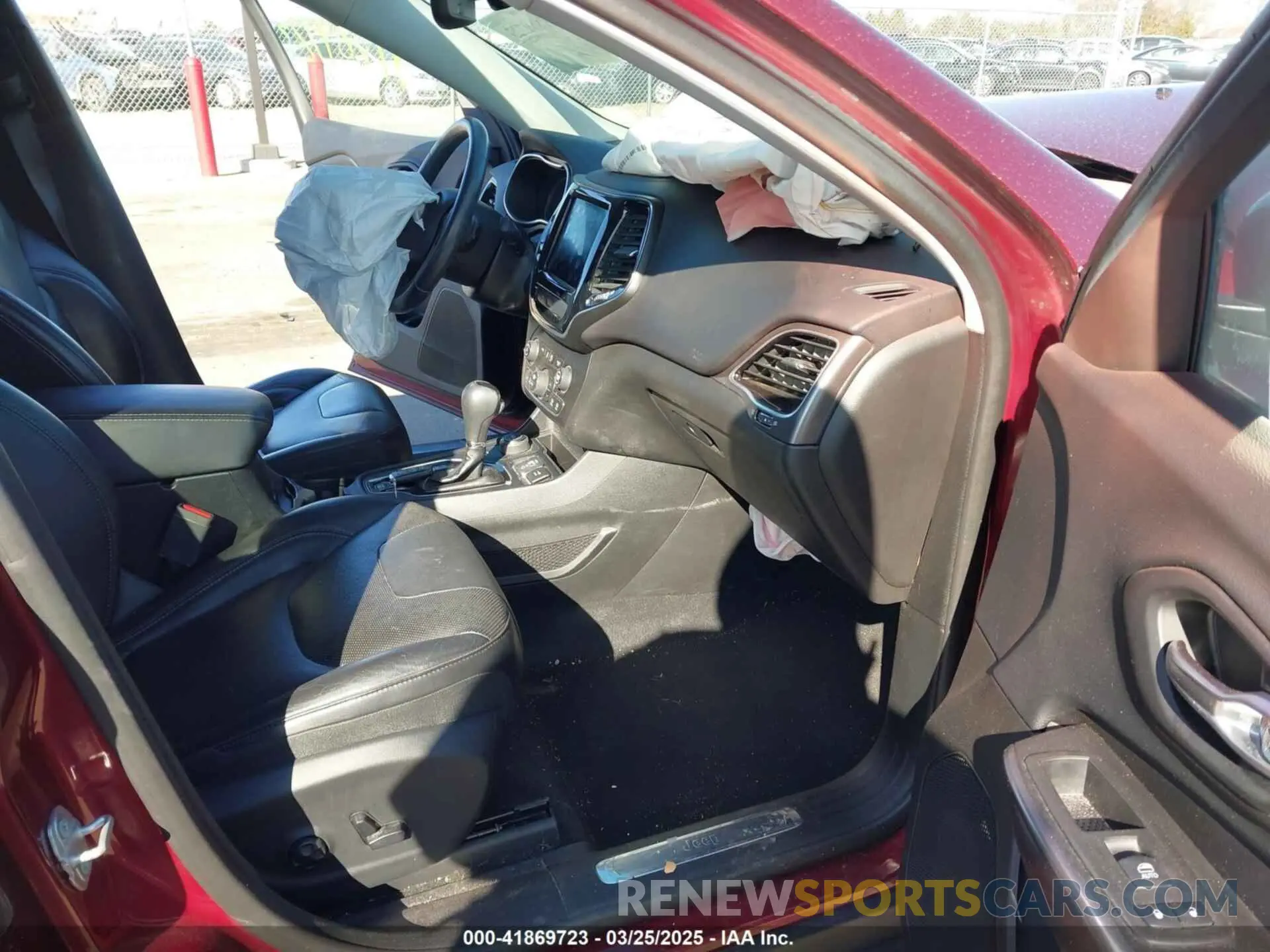 5 fotografías del automóvil dañado 1C4PJMDX0KD309375 JEEP CHEROKEE 2019