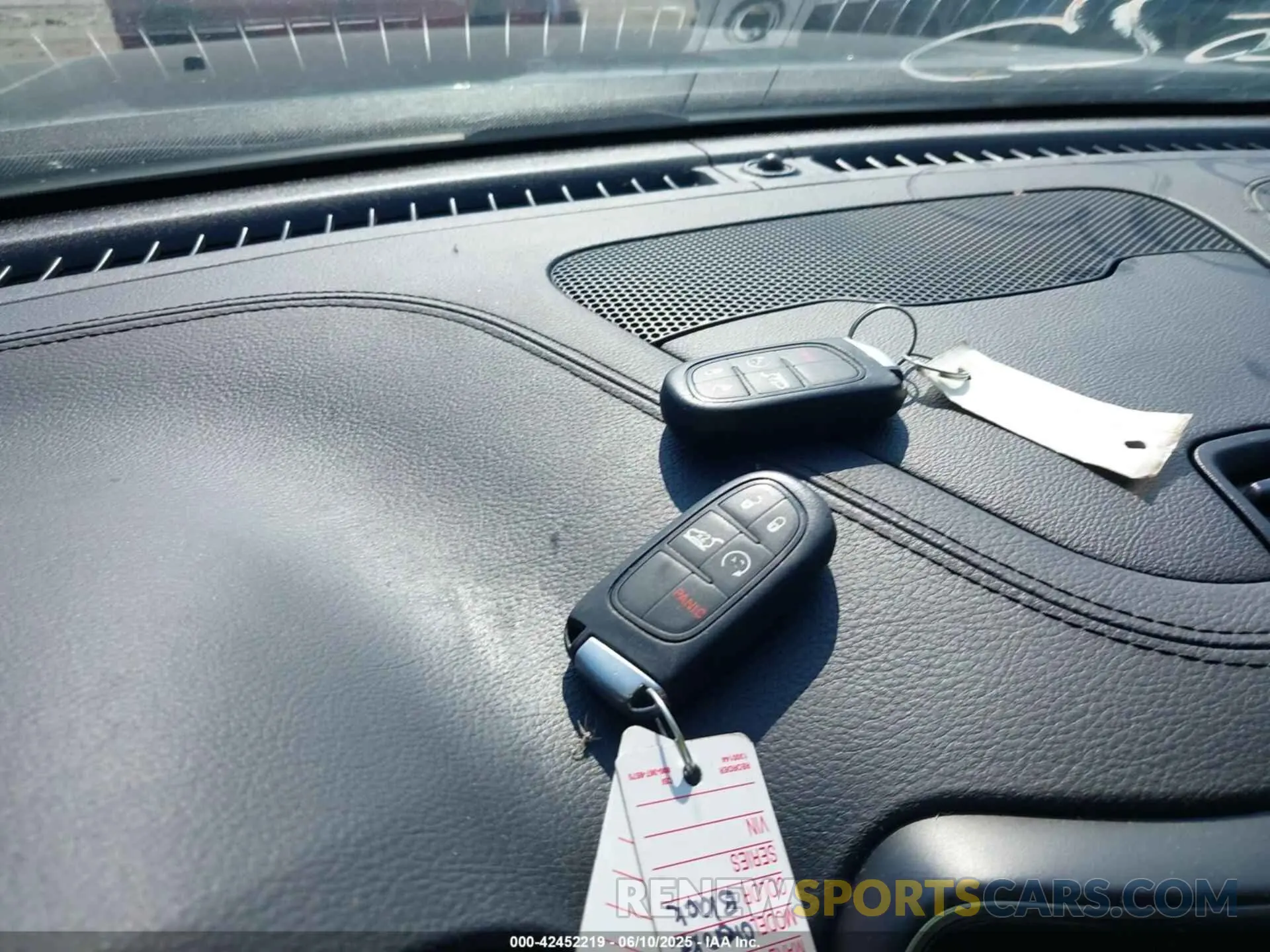 11 fotografías del automóvil dañado 1C4PJMDX0KD351884 JEEP CHEROKEE 2019