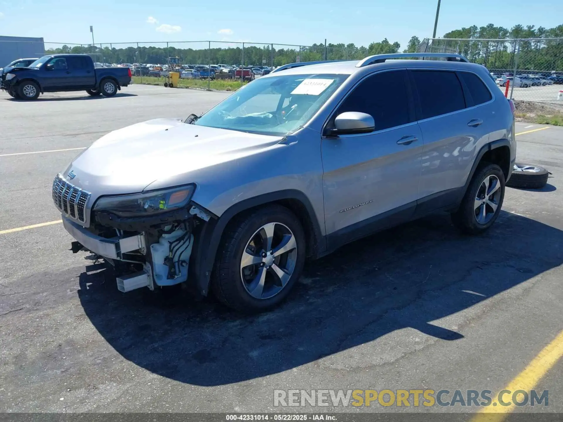 2 fotografías del automóvil dañado 1C4PJMDX1KD166355 JEEP CHEROKEE 2019