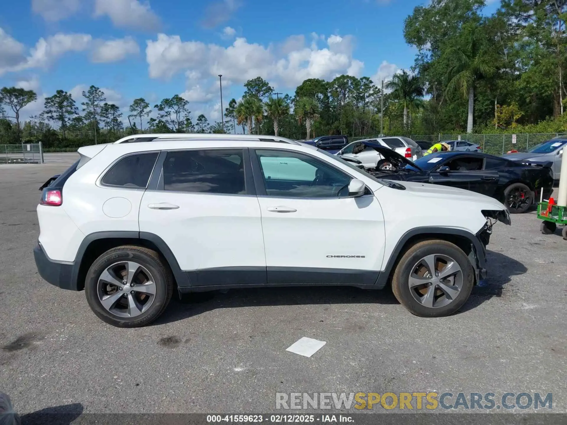14 fotografías del automóvil dañado 1C4PJMDX2KD294782 JEEP CHEROKEE 2019