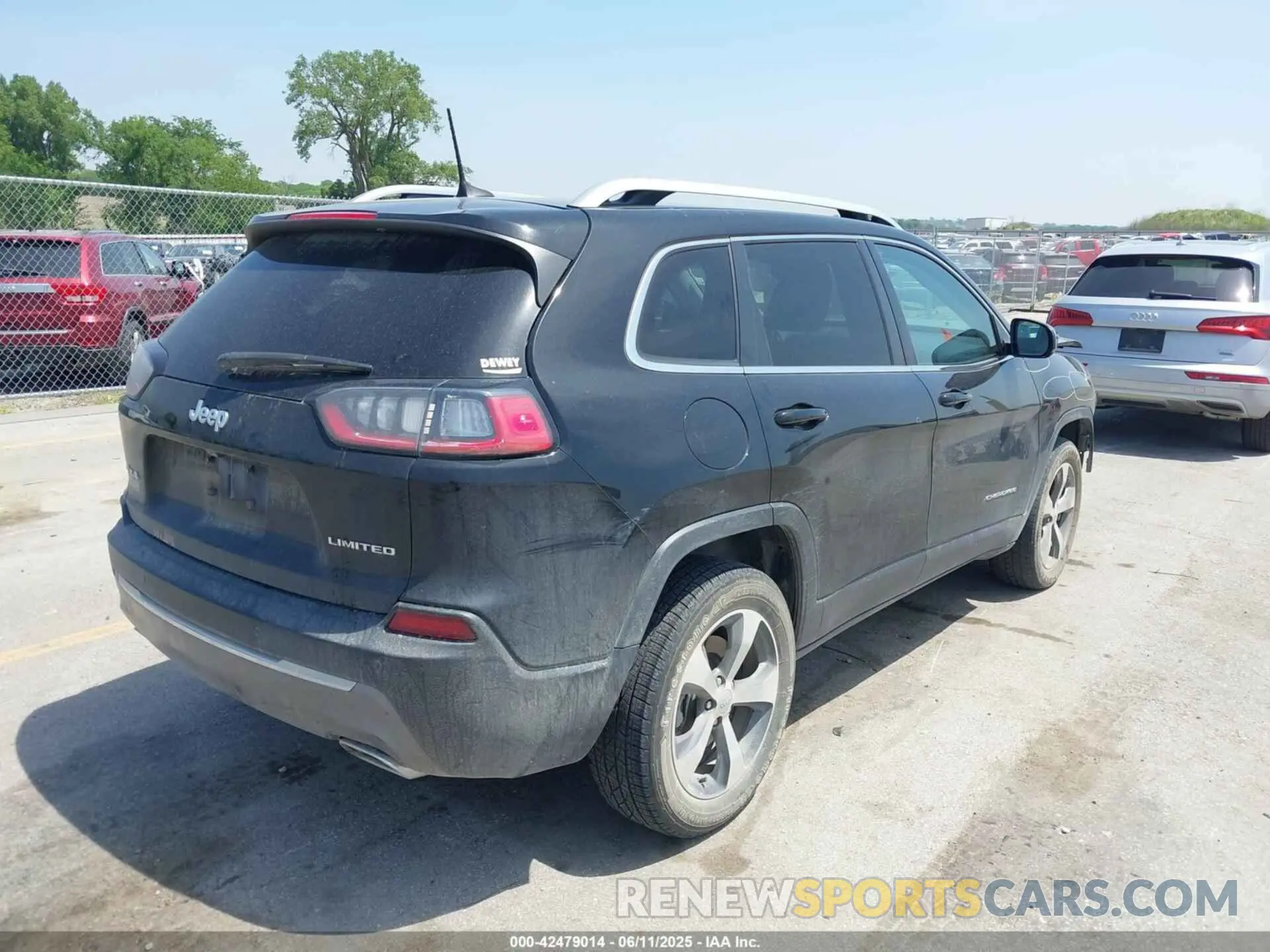 4 fotografías del automóvil dañado 1C4PJMDX3KD441868 JEEP CHEROKEE 2019