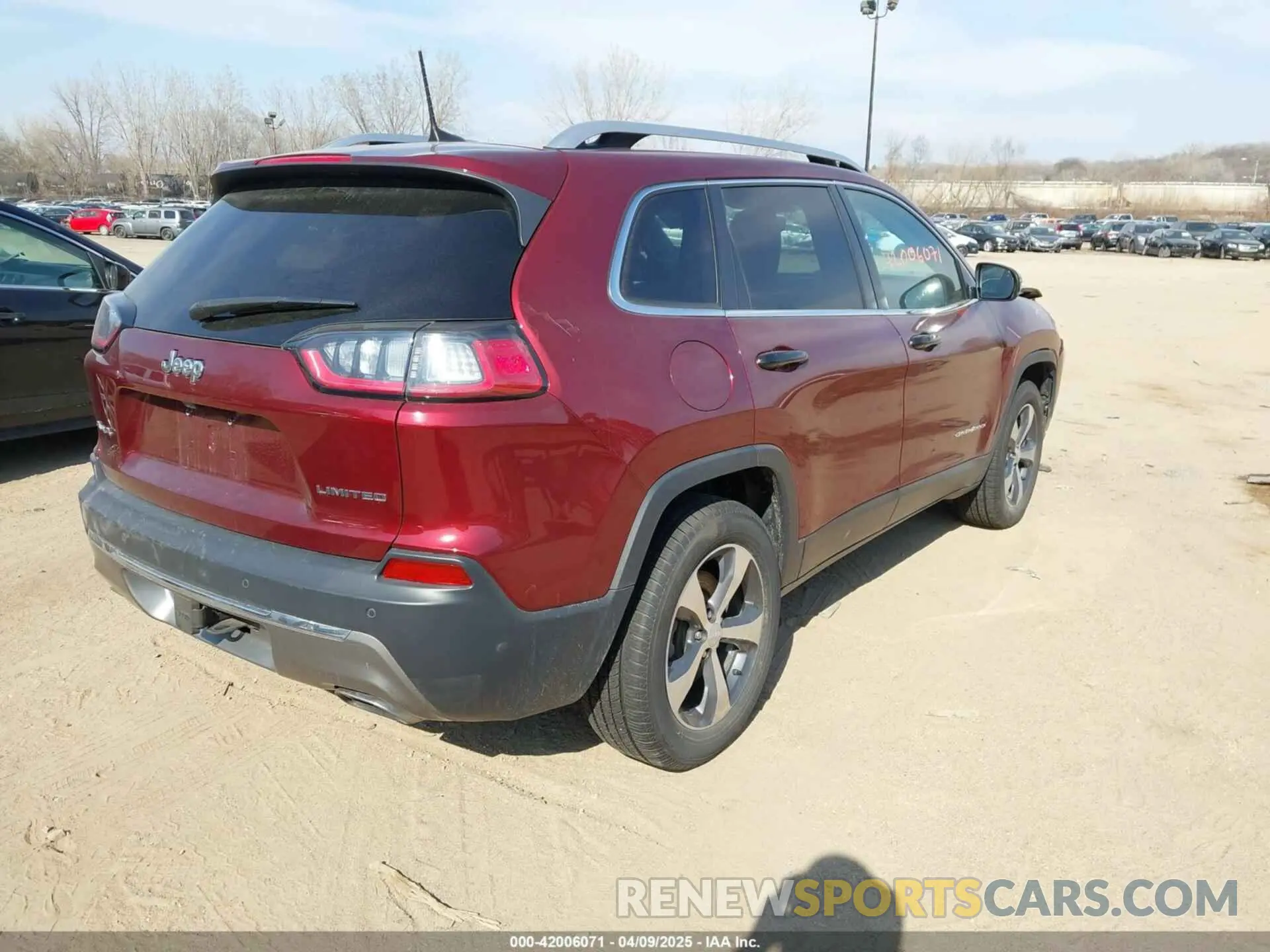 4 fotografías del automóvil dañado 1C4PJMDX4KD122186 JEEP CHEROKEE 2019