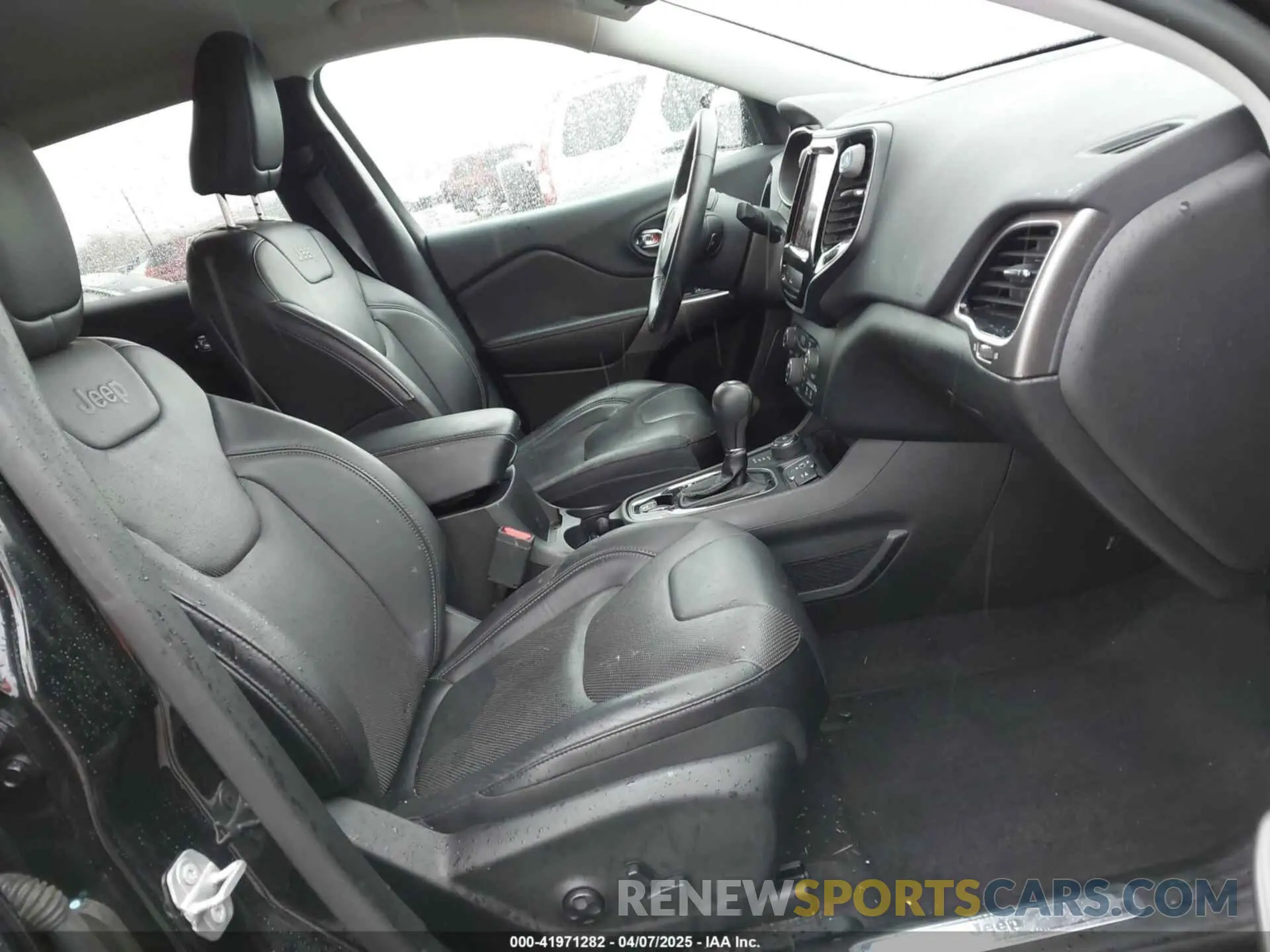 5 fotografías del automóvil dañado 1C4PJMDX4KD251190 JEEP CHEROKEE 2019