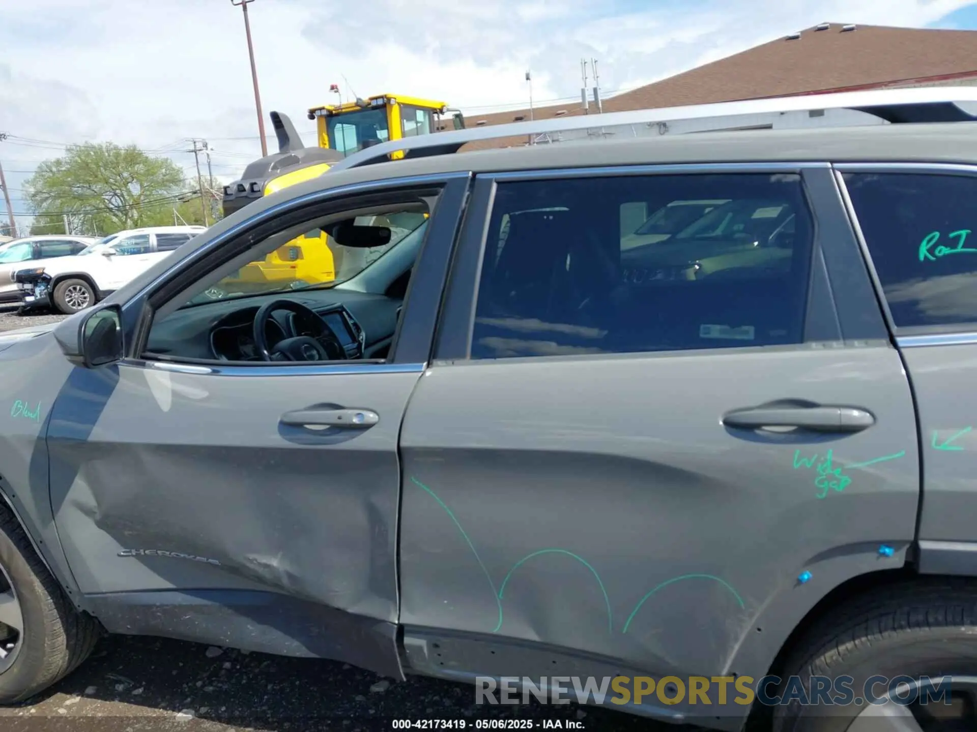 14 fotografías del automóvil dañado 1C4PJMDX4KD451079 JEEP CHEROKEE 2019