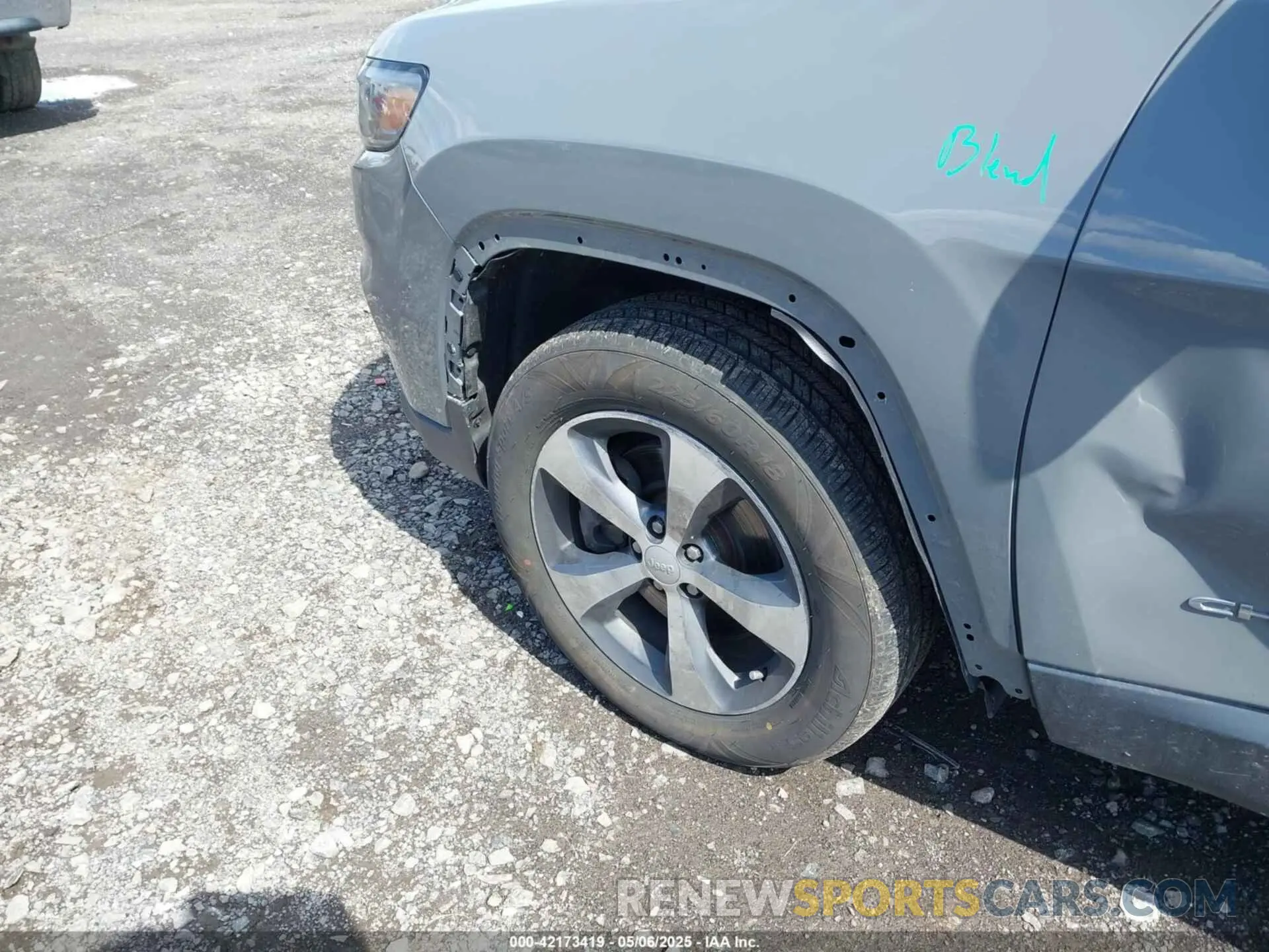 17 fotografías del automóvil dañado 1C4PJMDX4KD451079 JEEP CHEROKEE 2019
