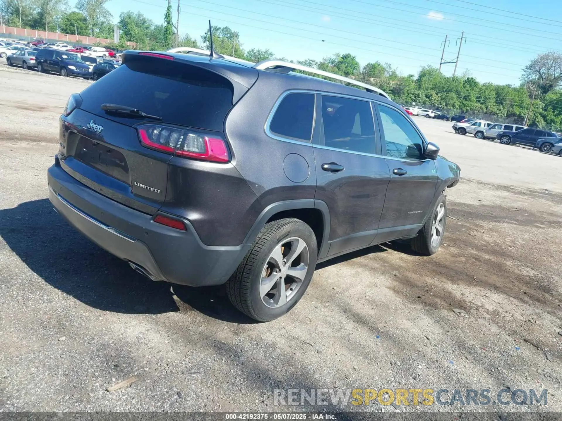 4 fotografías del automóvil dañado 1C4PJMDX5KD157237 JEEP CHEROKEE 2019