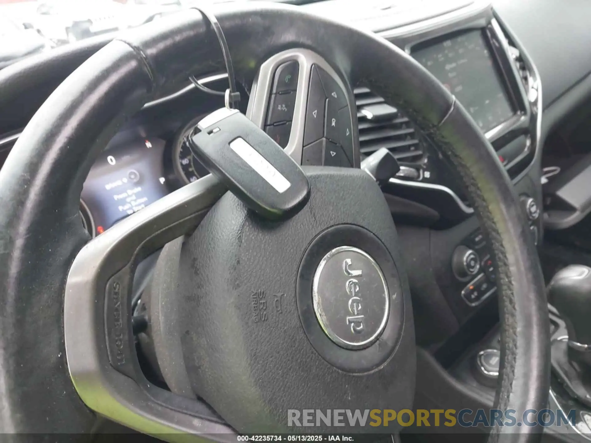 11 fotografías del automóvil dañado 1C4PJMDX6KD252972 JEEP CHEROKEE 2019