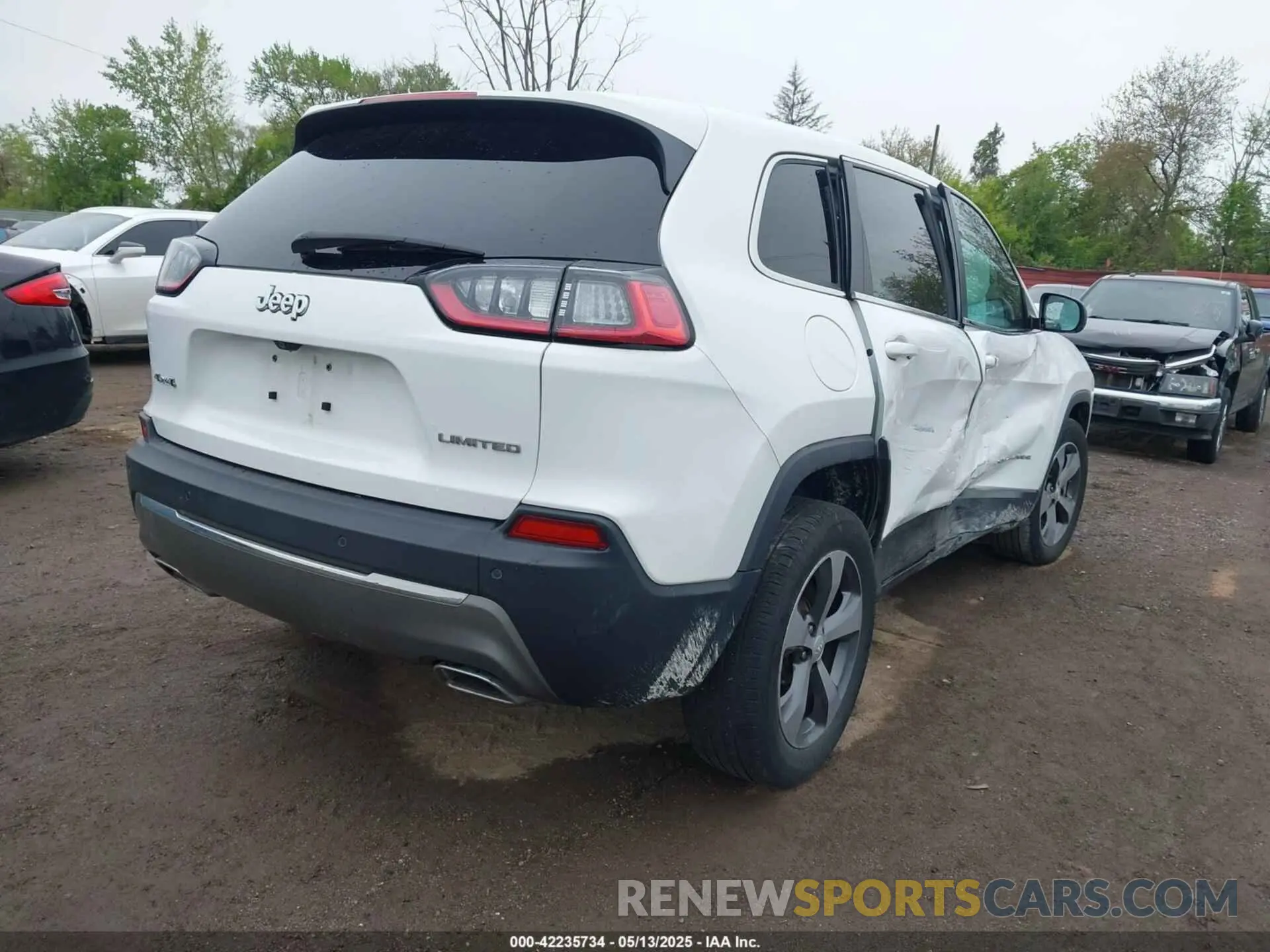 4 fotografías del automóvil dañado 1C4PJMDX6KD252972 JEEP CHEROKEE 2019