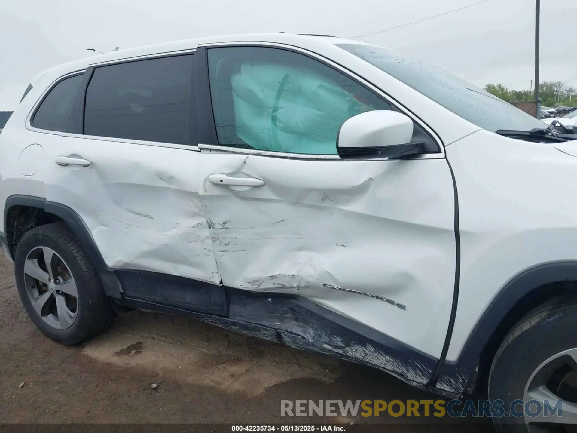 6 fotografías del automóvil dañado 1C4PJMDX6KD252972 JEEP CHEROKEE 2019