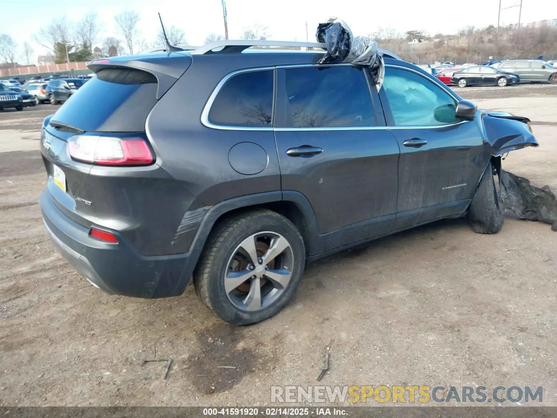 4 fotografías del automóvil dañado 1C4PJMDX8KD102295 JEEP CHEROKEE 2019