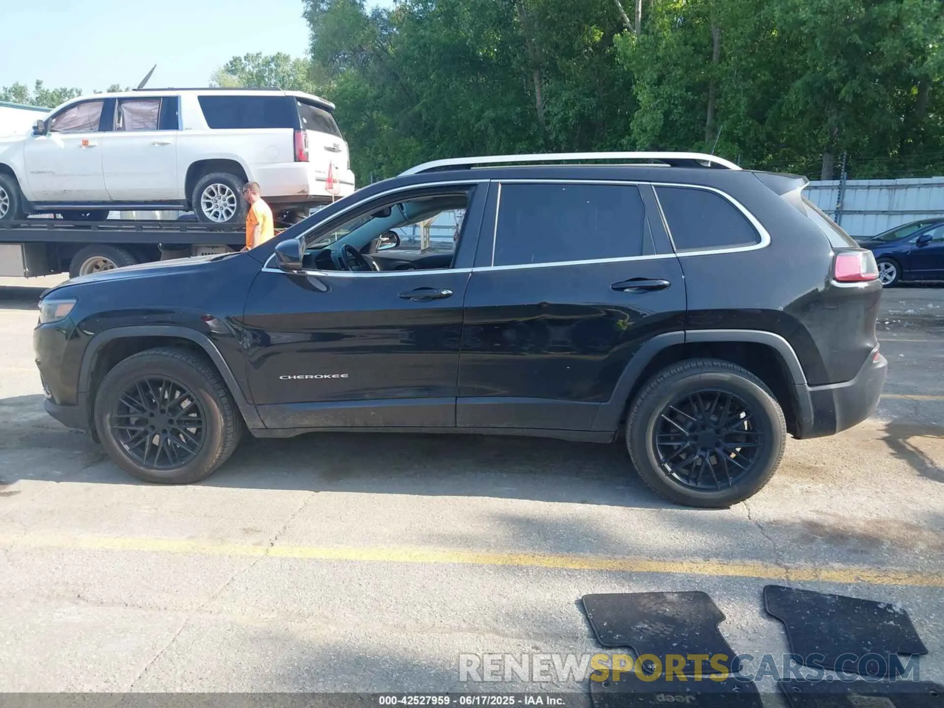 14 fotografías del automóvil dañado 1C4PJMDX8KD159015 JEEP CHEROKEE 2019