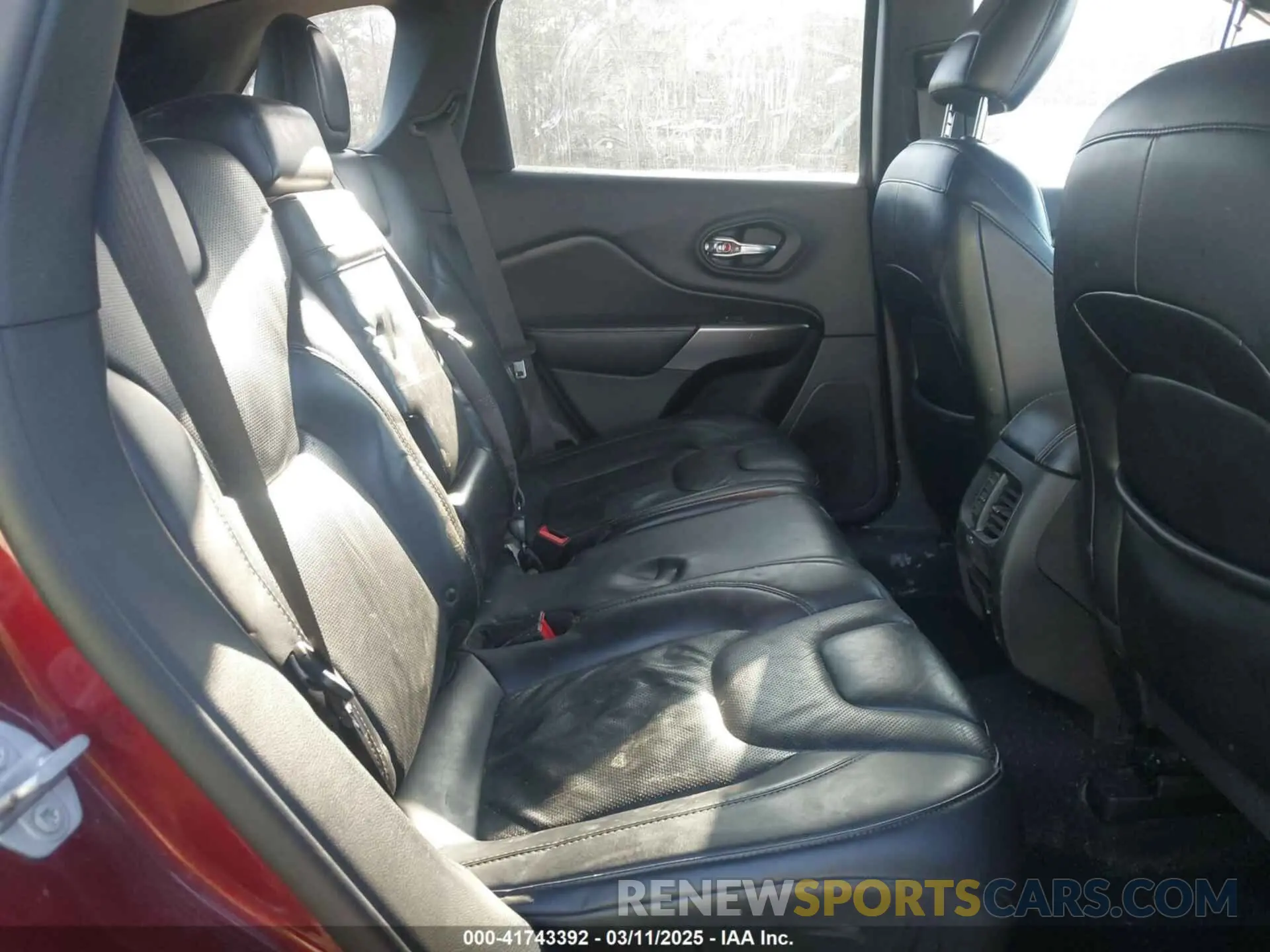 8 fotografías del automóvil dañado 1C4PJMDX8KD441154 JEEP CHEROKEE 2019