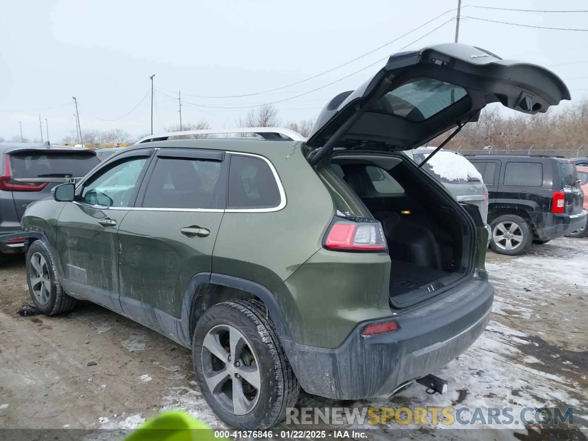 3 fotografías del automóvil dañado 1C4PJMDXXKD283108 JEEP CHEROKEE 2019