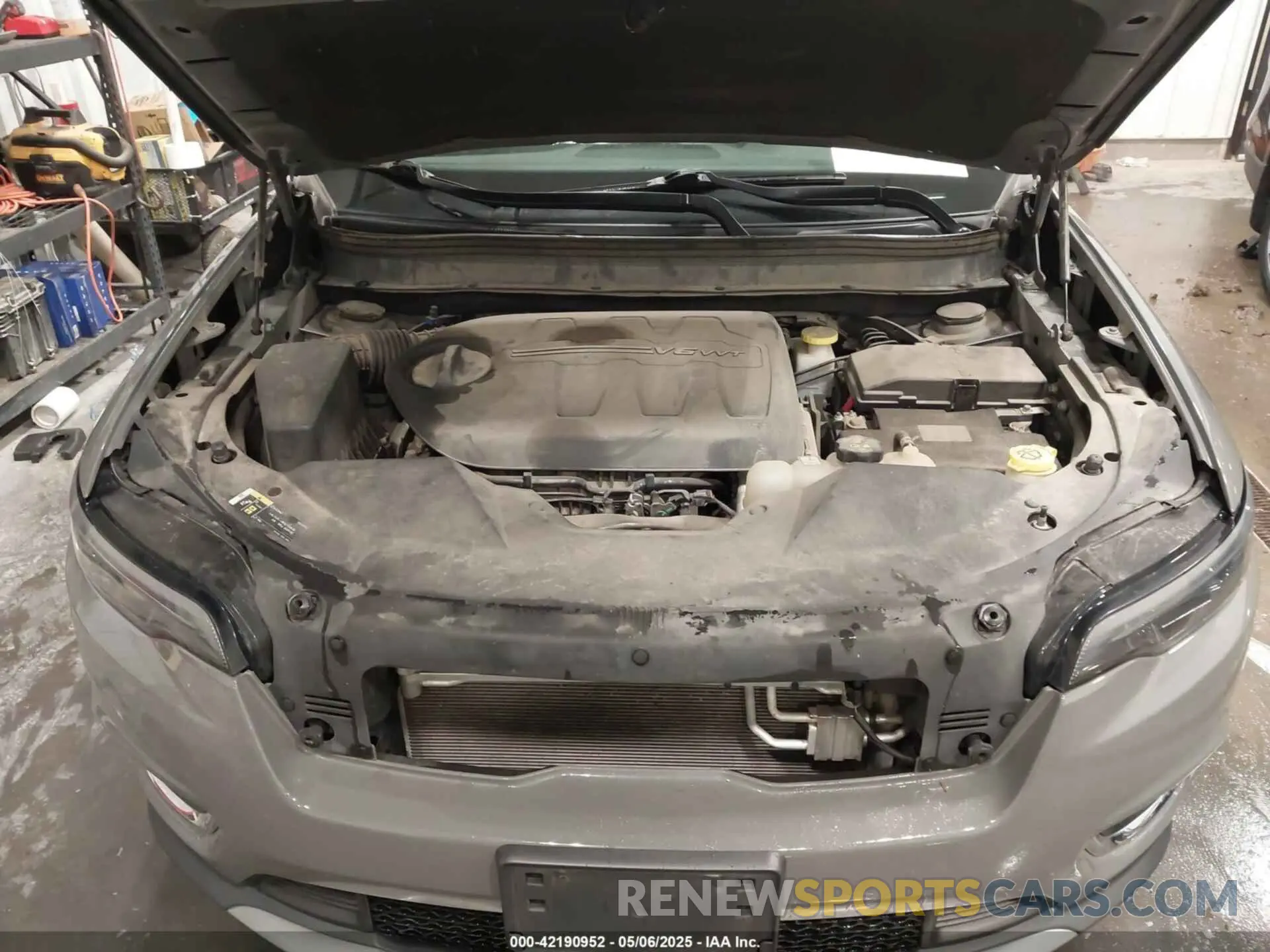 10 fotografías del automóvil dañado 1C4PJMDXXKD350693 JEEP CHEROKEE 2019