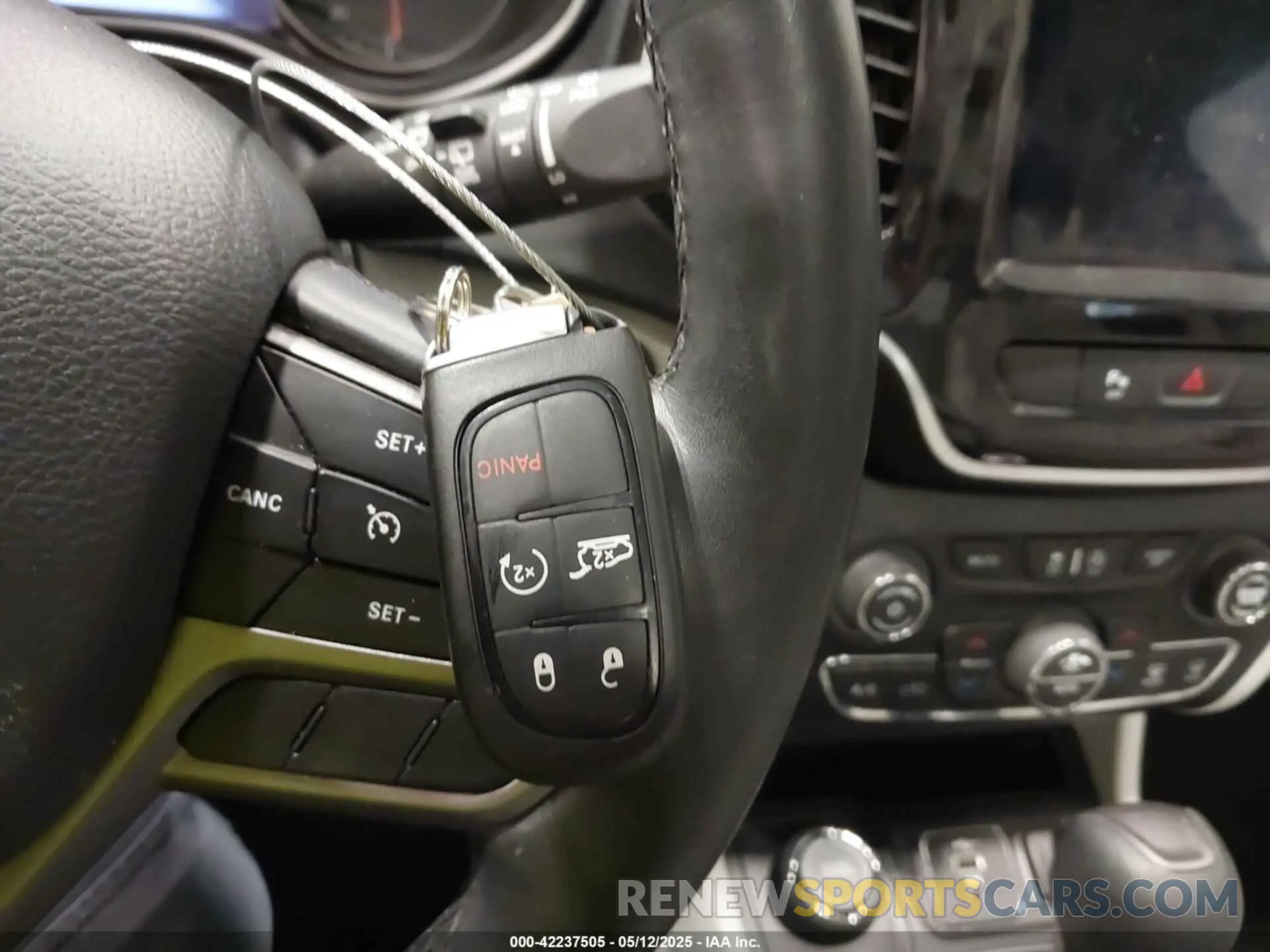 11 fotografías del automóvil dañado 1C4PJMDXXKD362634 JEEP CHEROKEE 2019