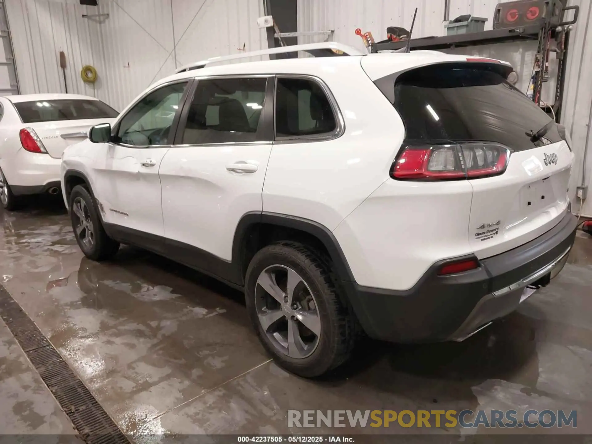 3 fotografías del automóvil dañado 1C4PJMDXXKD362634 JEEP CHEROKEE 2019