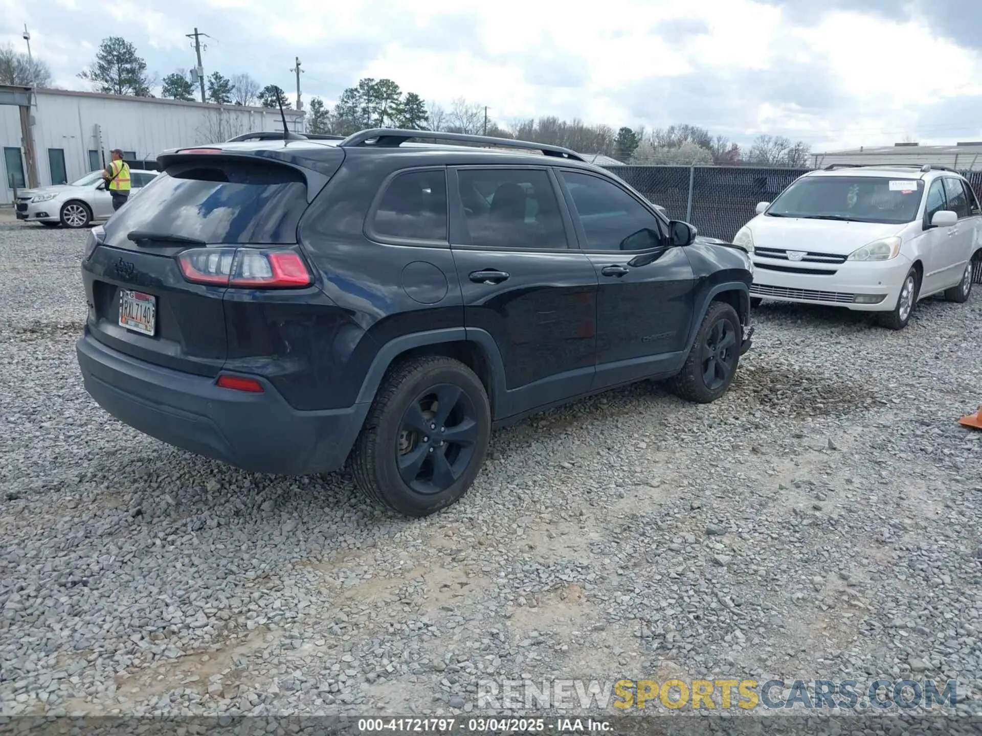4 fotografías del automóvil dañado 1C4PJMLB0KD291790 JEEP CHEROKEE 2019