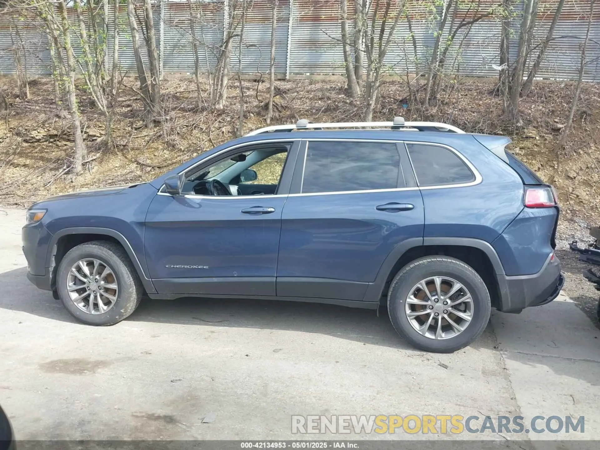 15 fotografías del automóvil dañado 1C4PJMLB0KD481881 JEEP CHEROKEE 2019