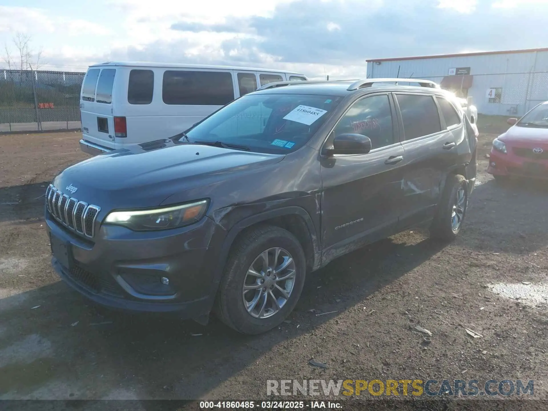 2 fotografías del automóvil dañado 1C4PJMLB1KD311884 JEEP CHEROKEE 2019